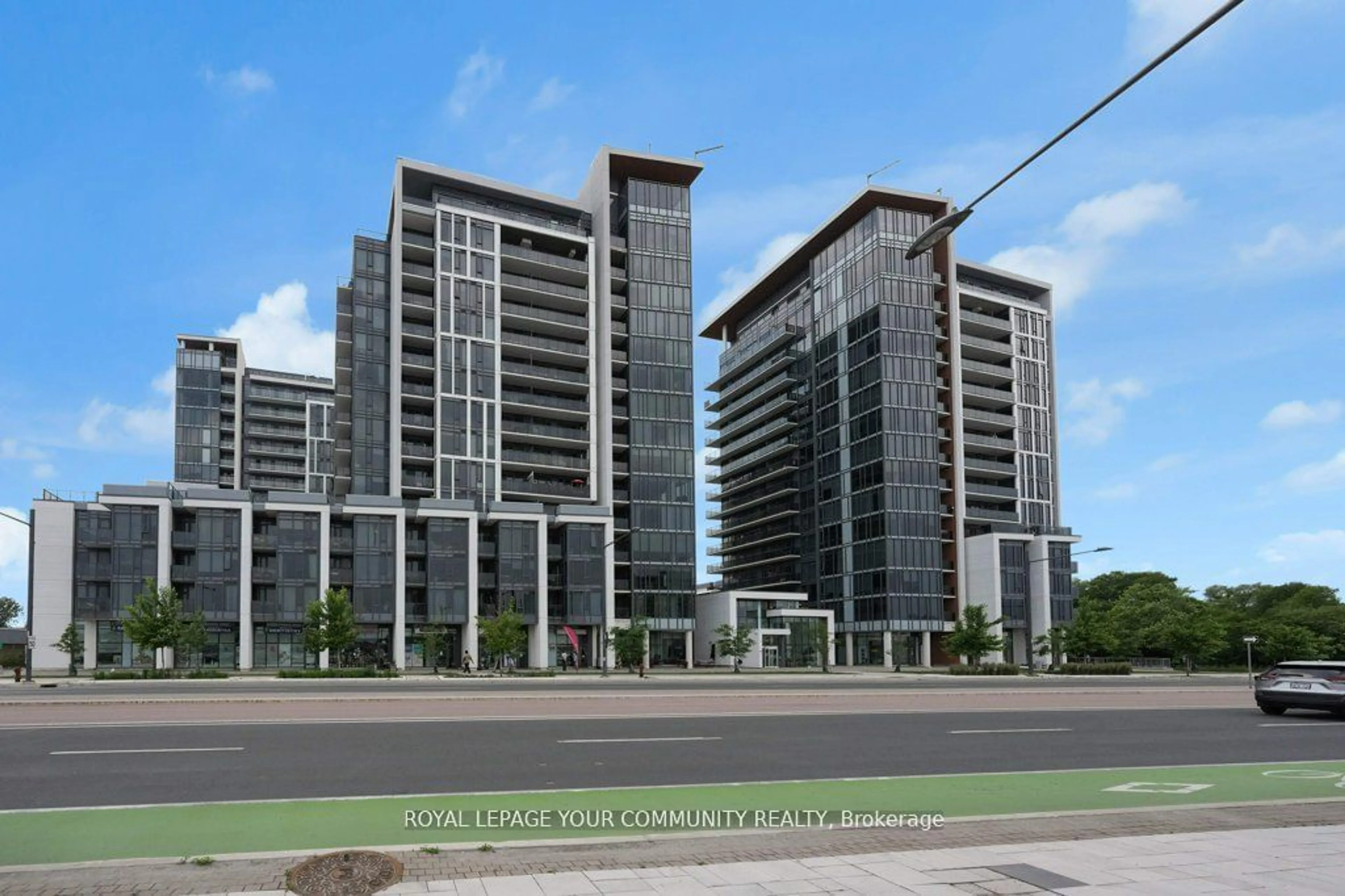 A pic from exterior of the house or condo, the front or back of building for 9600 Yonge St #711B, Richmond Hill Ontario L4C 0X3