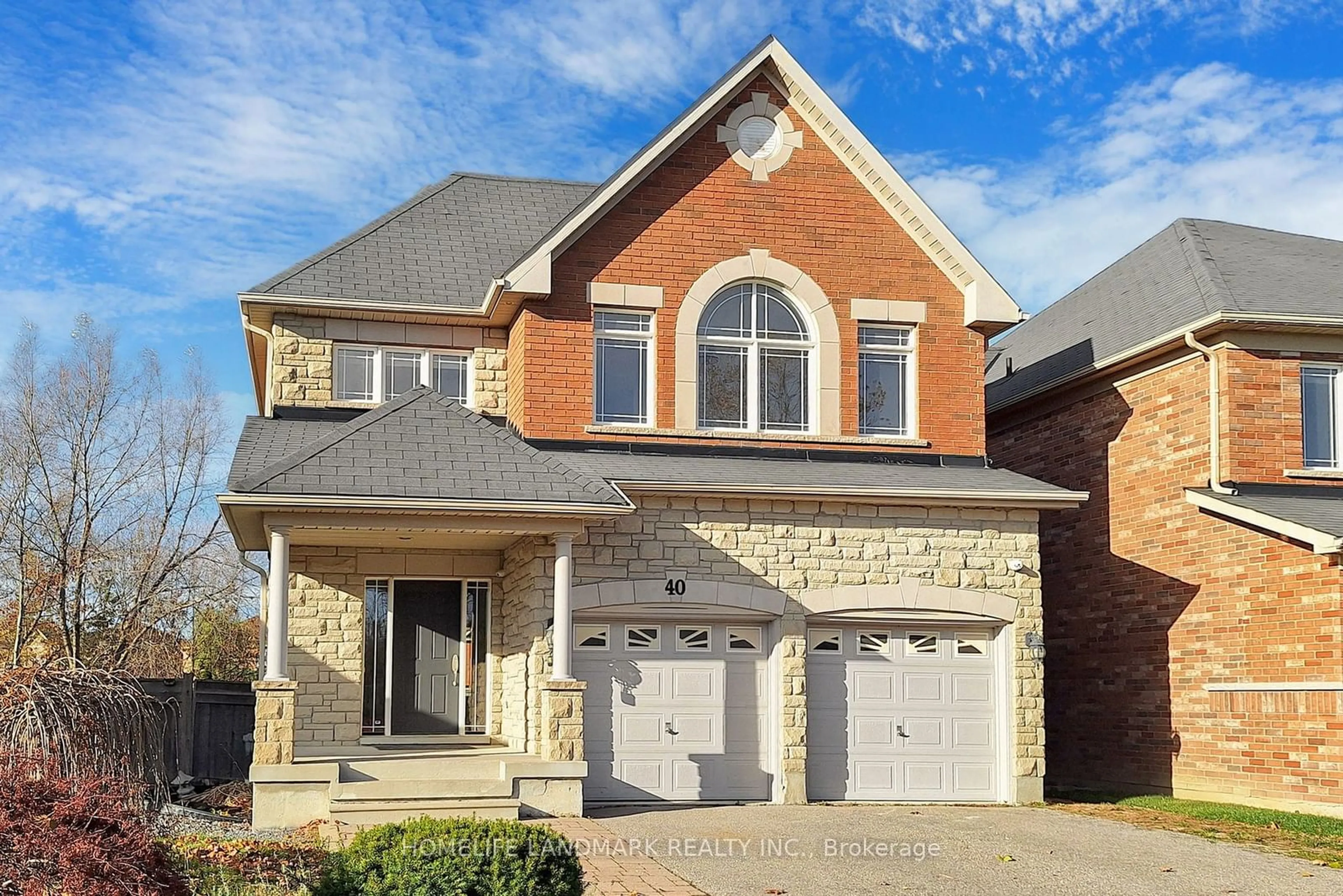 Home with brick exterior material for 40 Spring Farm Rd, Aurora Ontario L4G 7W8