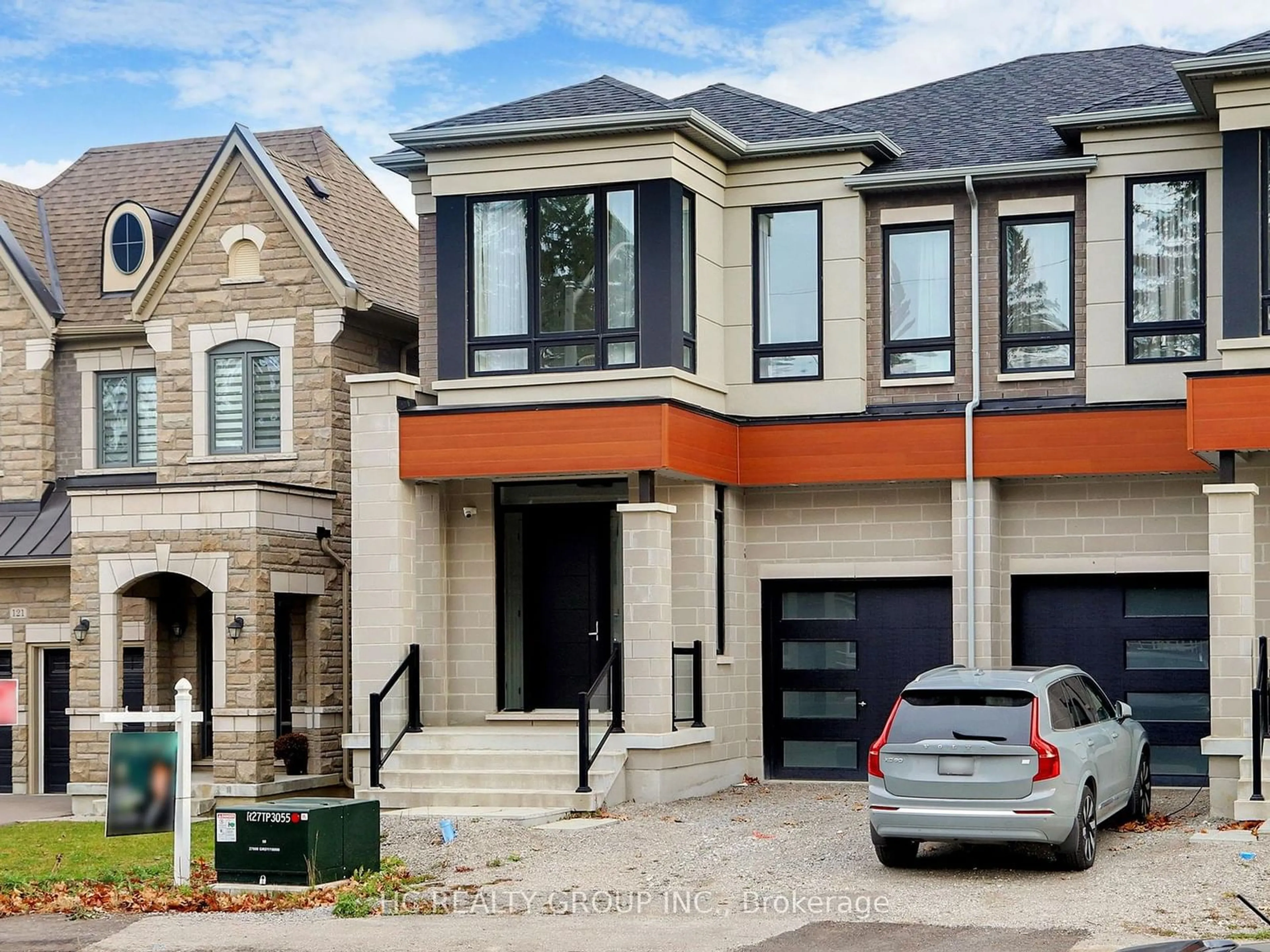 Home with brick exterior material for 119A Bond Cres, Richmond Hill Ontario L4E 3L1