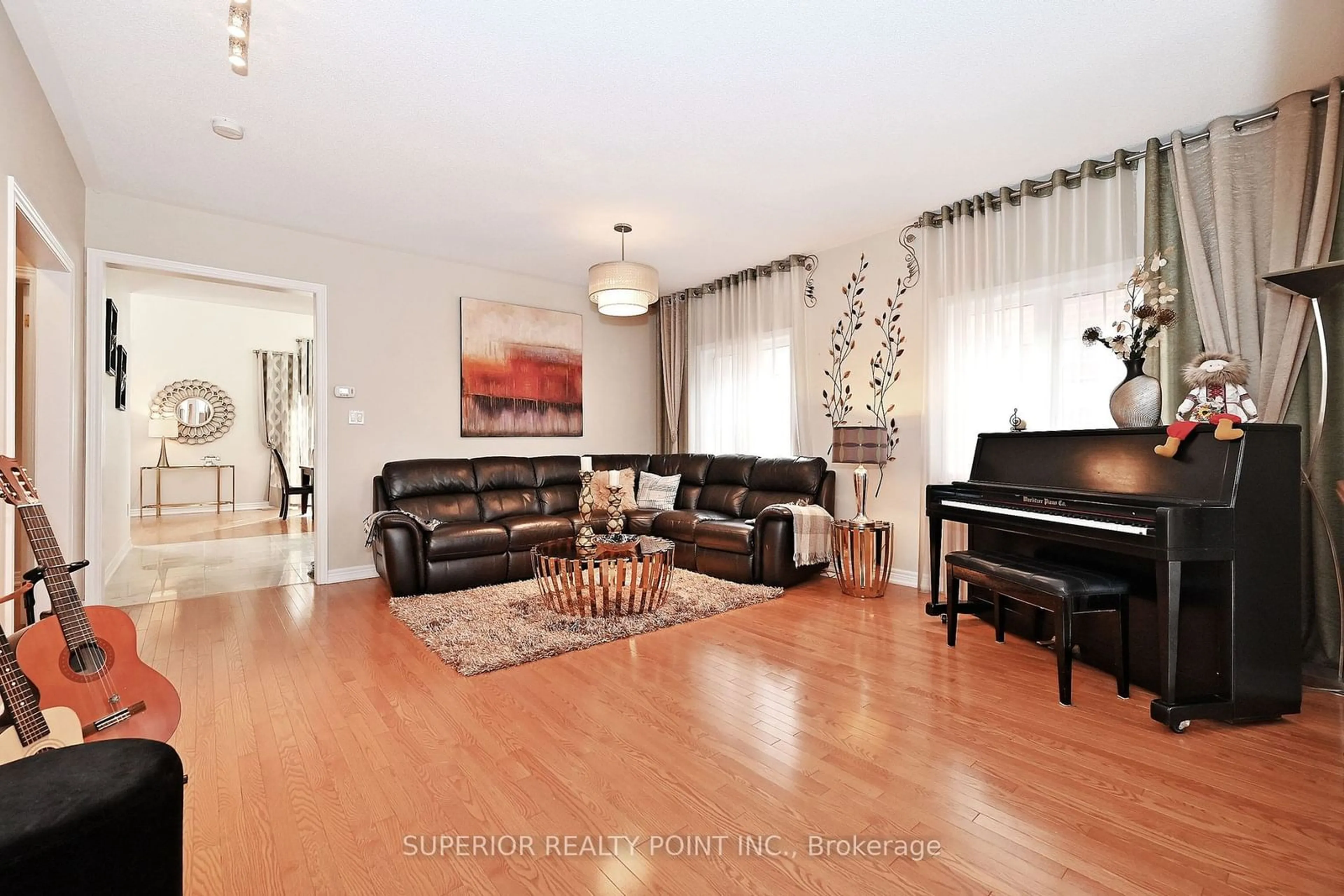 Living room, wood floors for 209 Queen Filomena Ave, Vaughan Ontario L6A 0H7