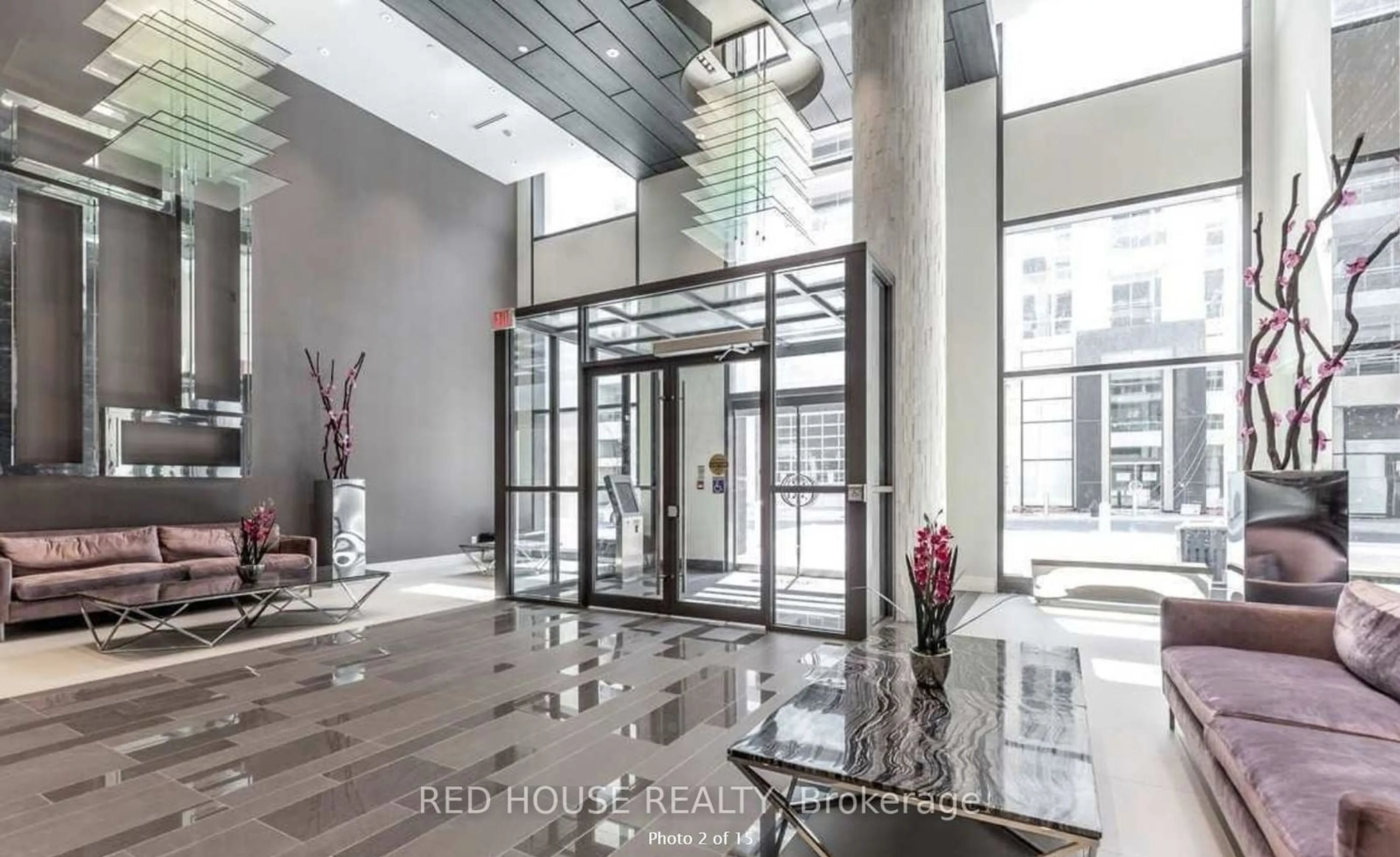 Indoor lobby, ceramic floors for 9201 Yonge St #1513, Richmond Hill Ontario M5R 2J2