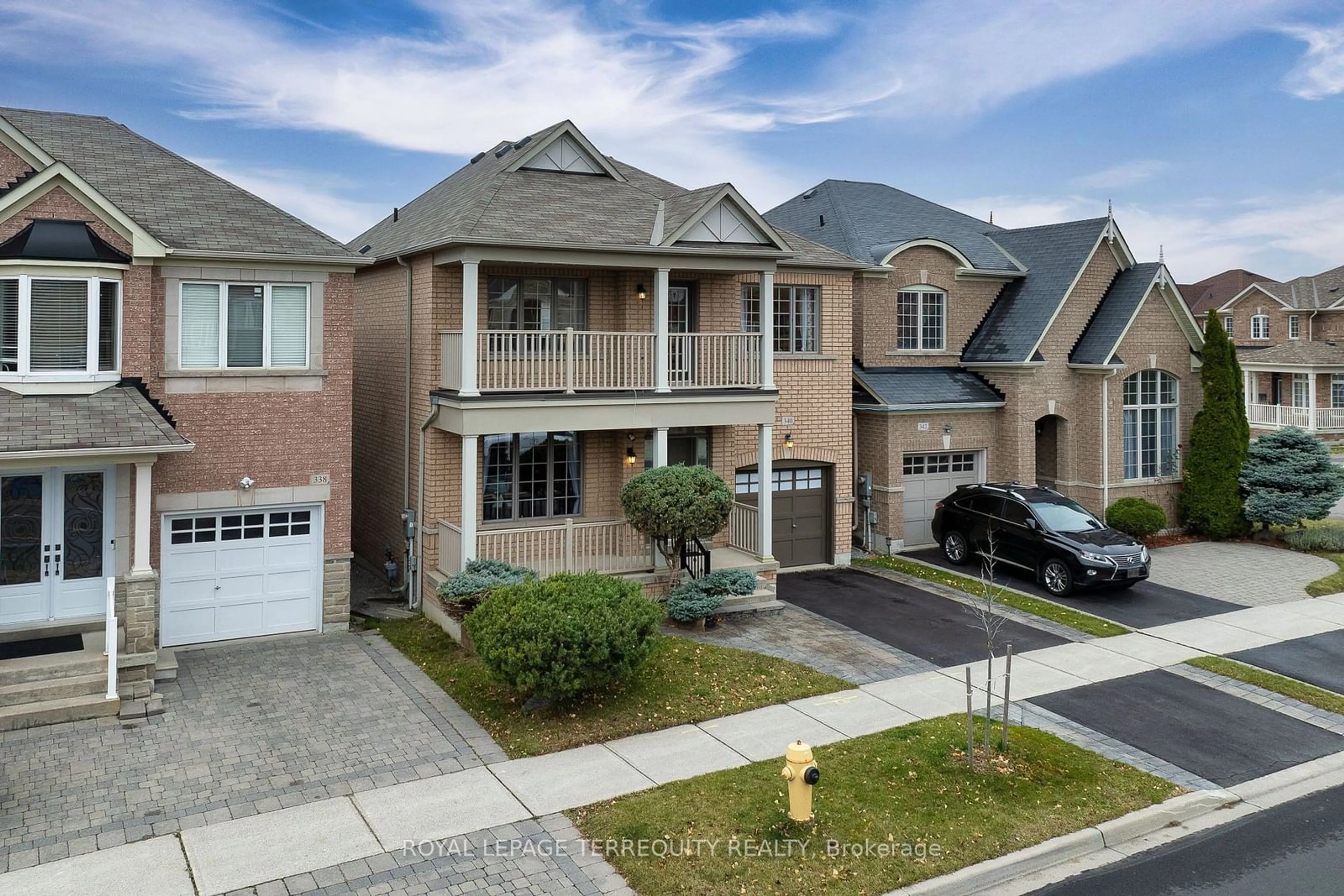 A pic from exterior of the house or condo, the street view for 340 Williamson Rd, Markham Ontario L6E 0H2