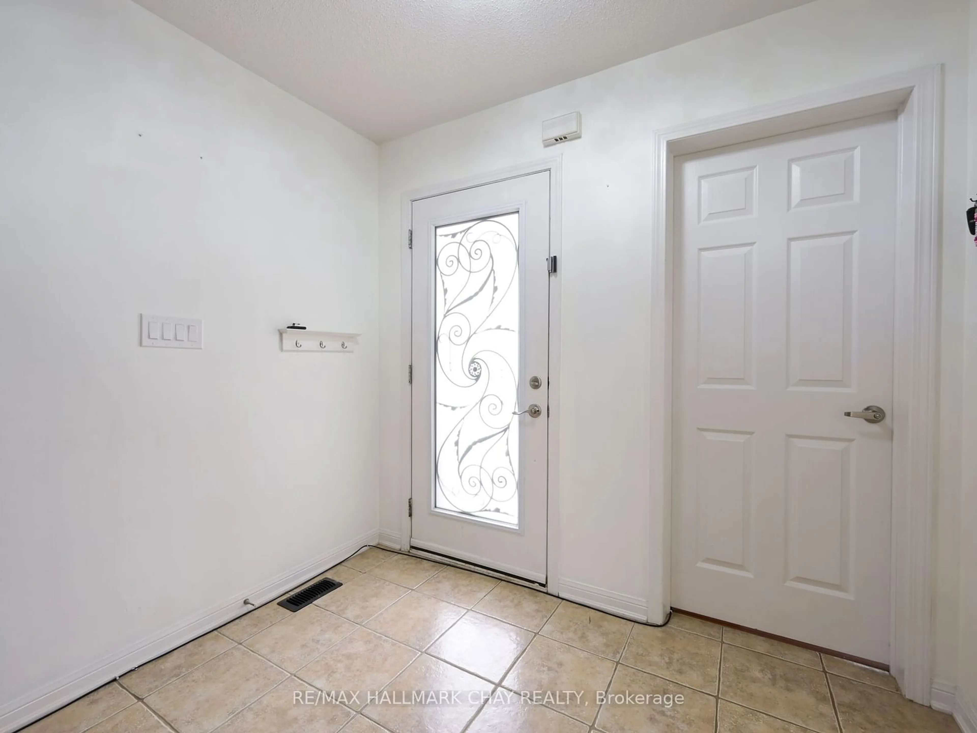 Indoor entryway, not visible floor for 68 John W Taylor Ave, New Tecumseth Ontario L9R 0B5