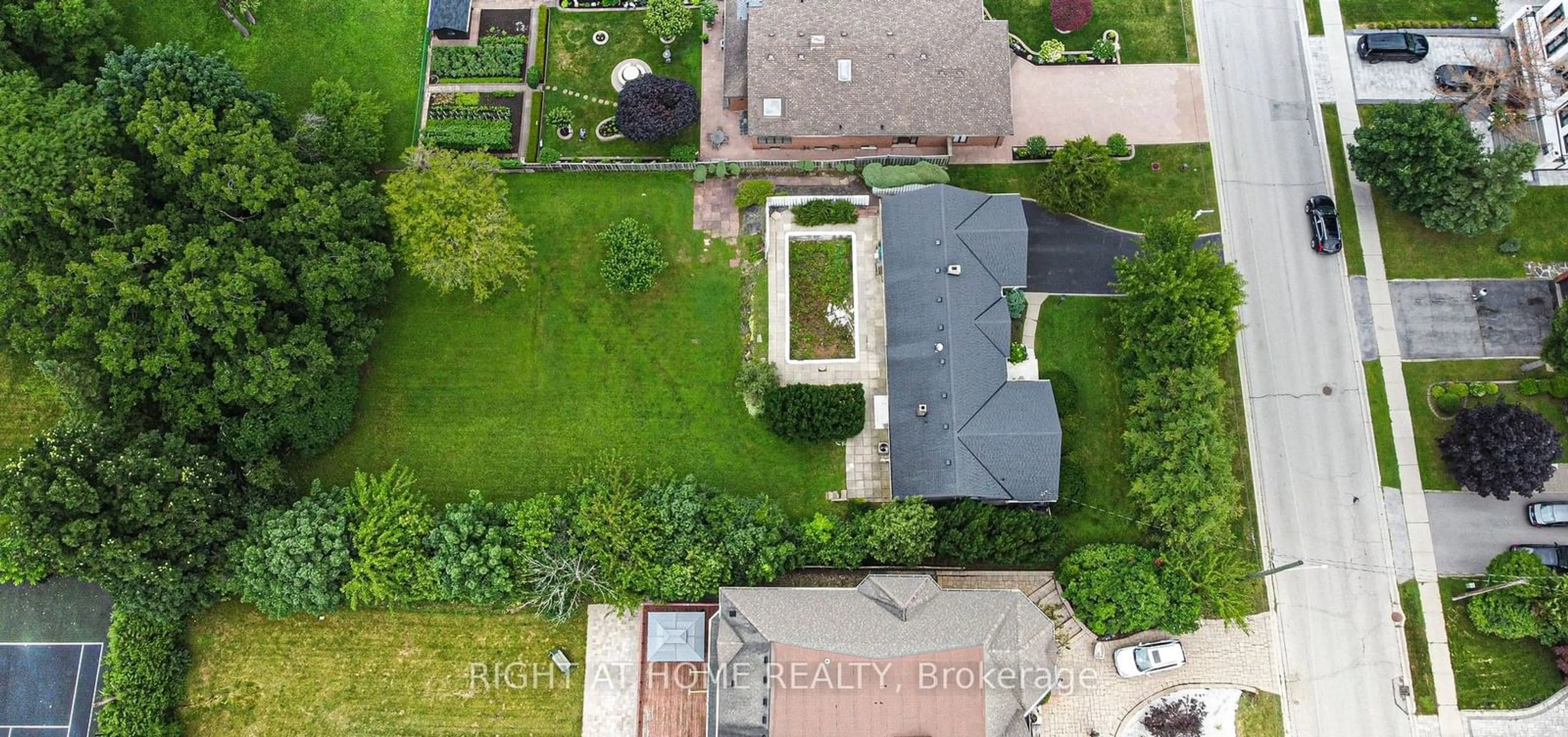 Frontside or backside of a home, the fenced backyard for 46 Roosevelt Dr, Richmond Hill Ontario L4C 6V4