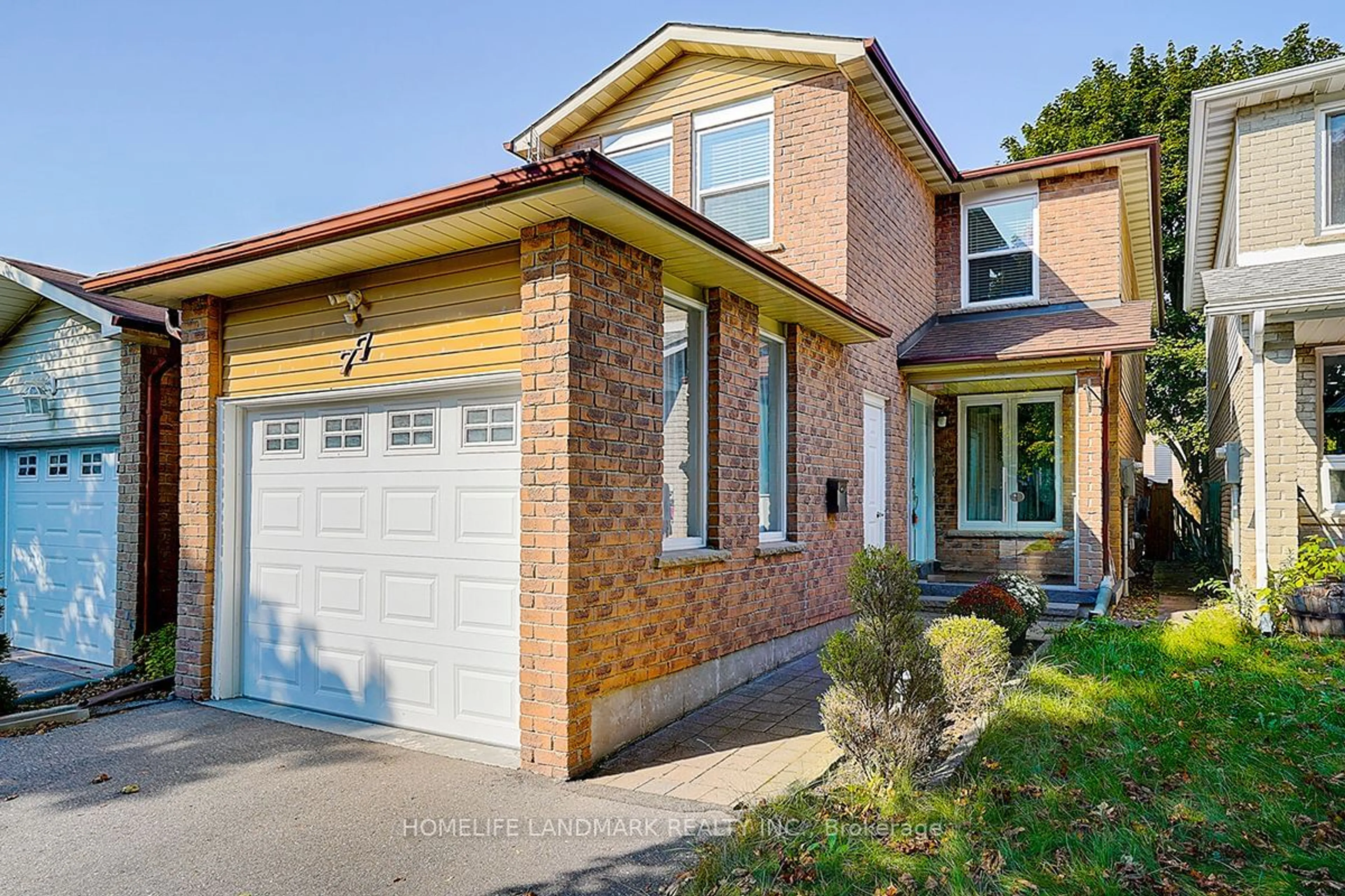 Home with brick exterior material for 77 Greenbelt Cres, Richmond Hill Ontario L4C 5S1