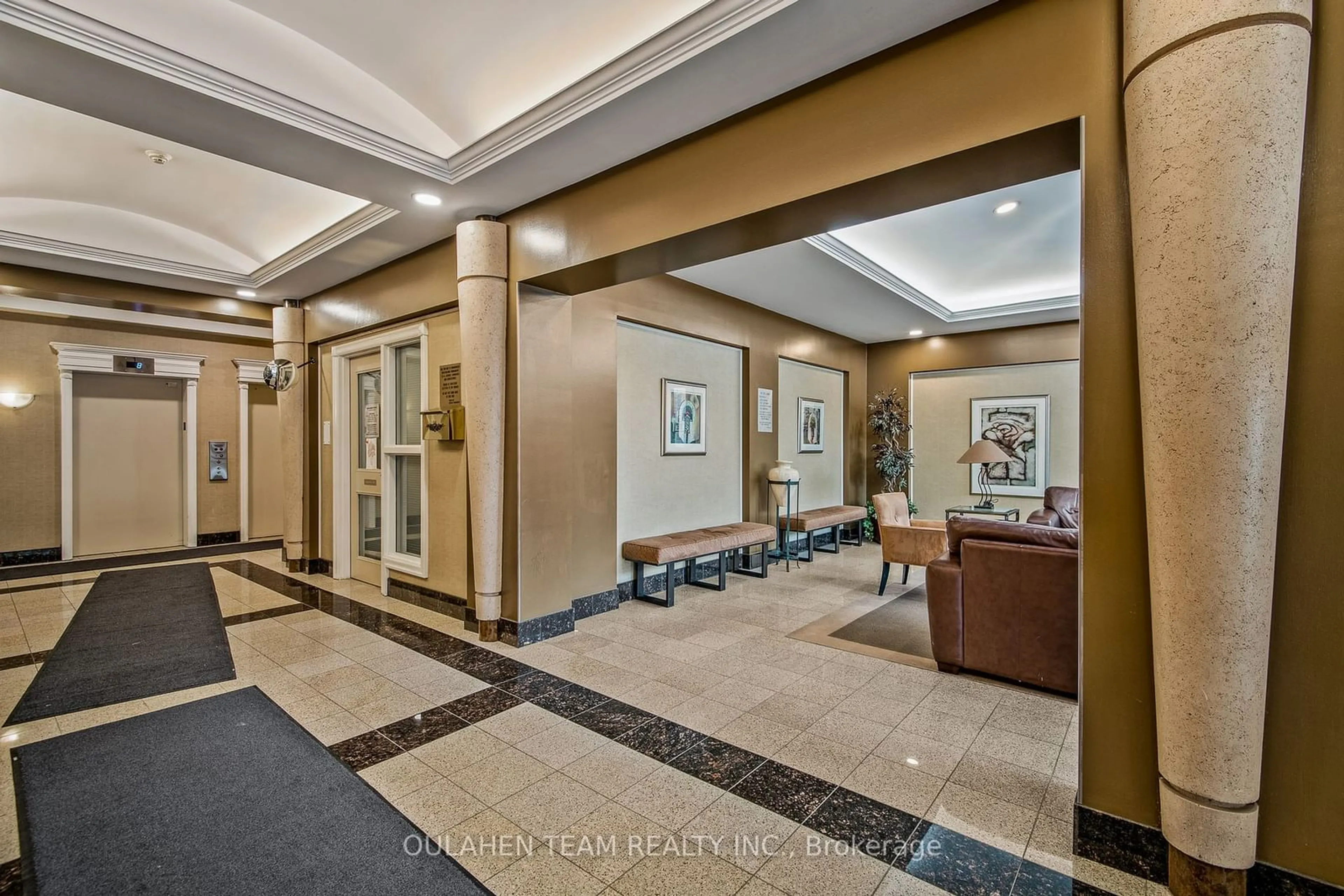 Indoor lobby, carpet floors for 850 Steeles Ave #412, Vaughan Ontario L4J 8E7