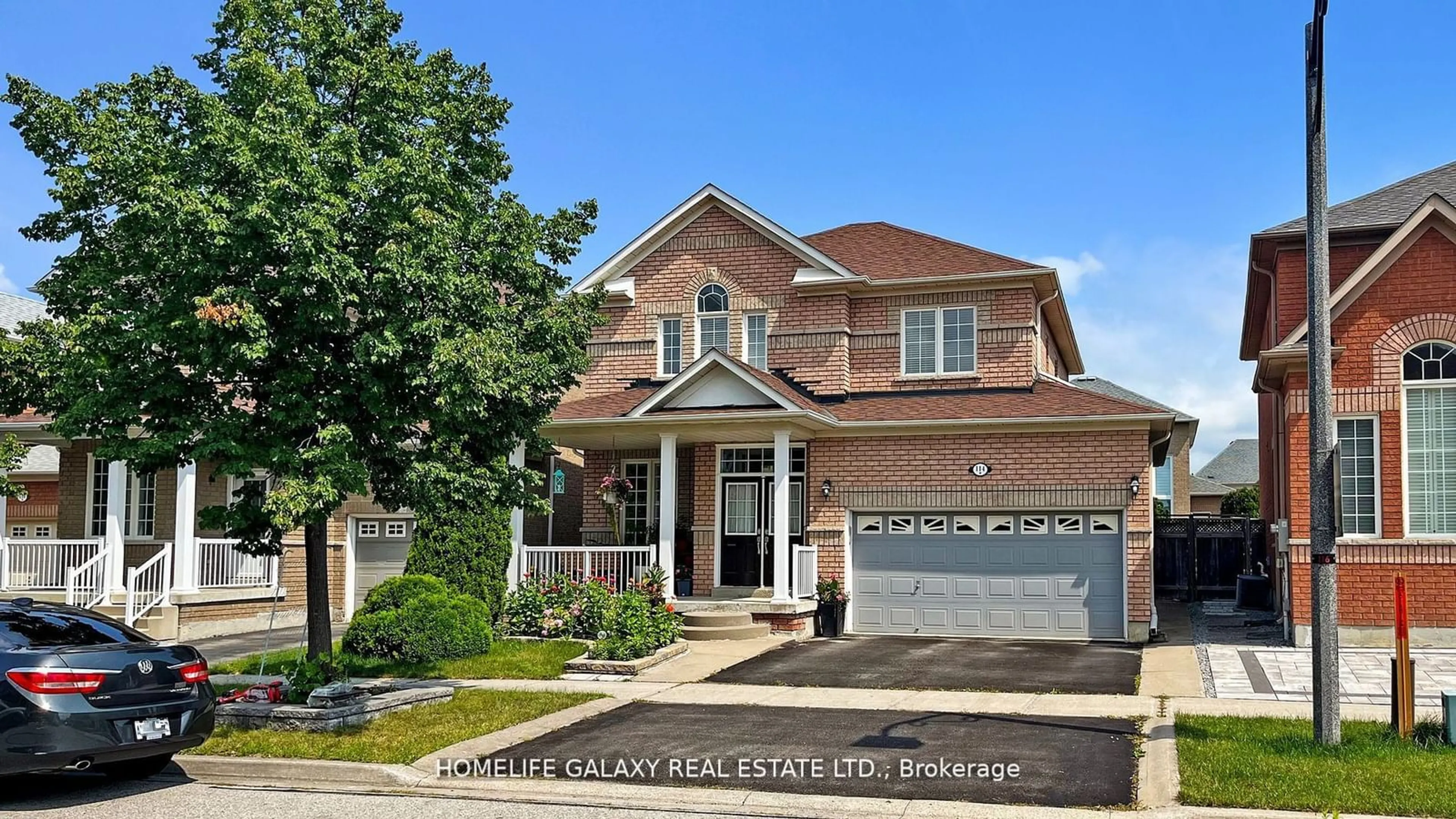 Frontside or backside of a home, the street view for 114 Goldenwood Cres, Markham Ontario L6E 1L9