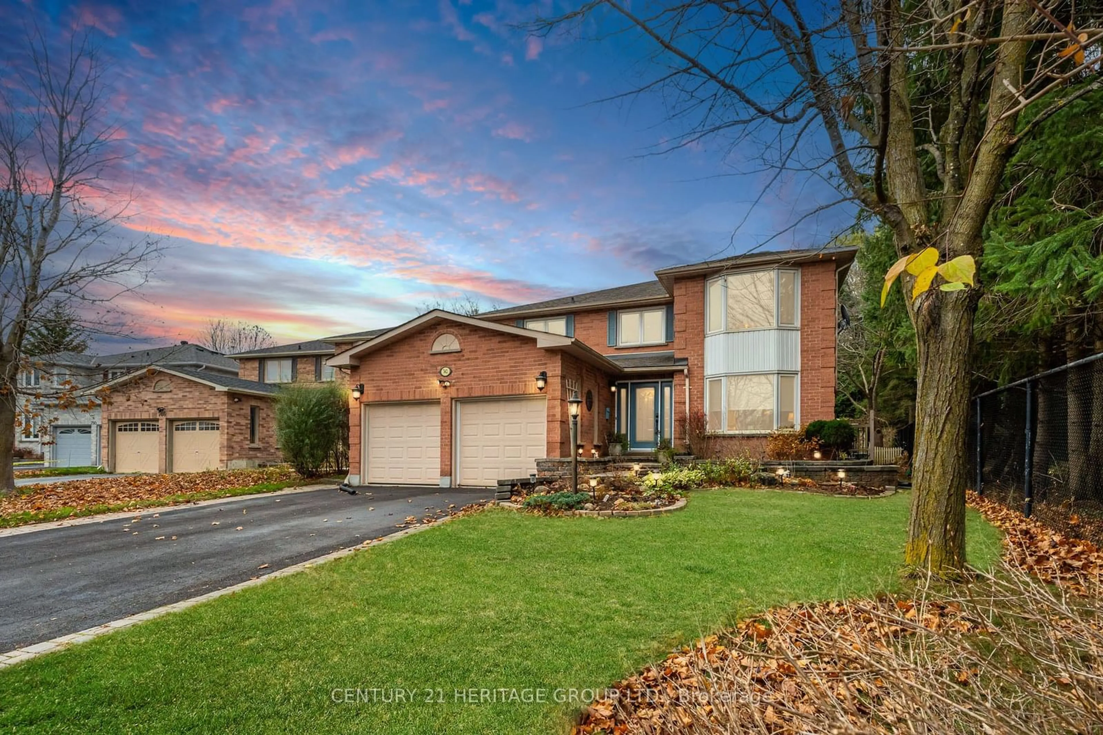 Frontside or backside of a home, the fenced backyard for 742 Leslie Valley Dr, Newmarket Ontario L3Y 7J3