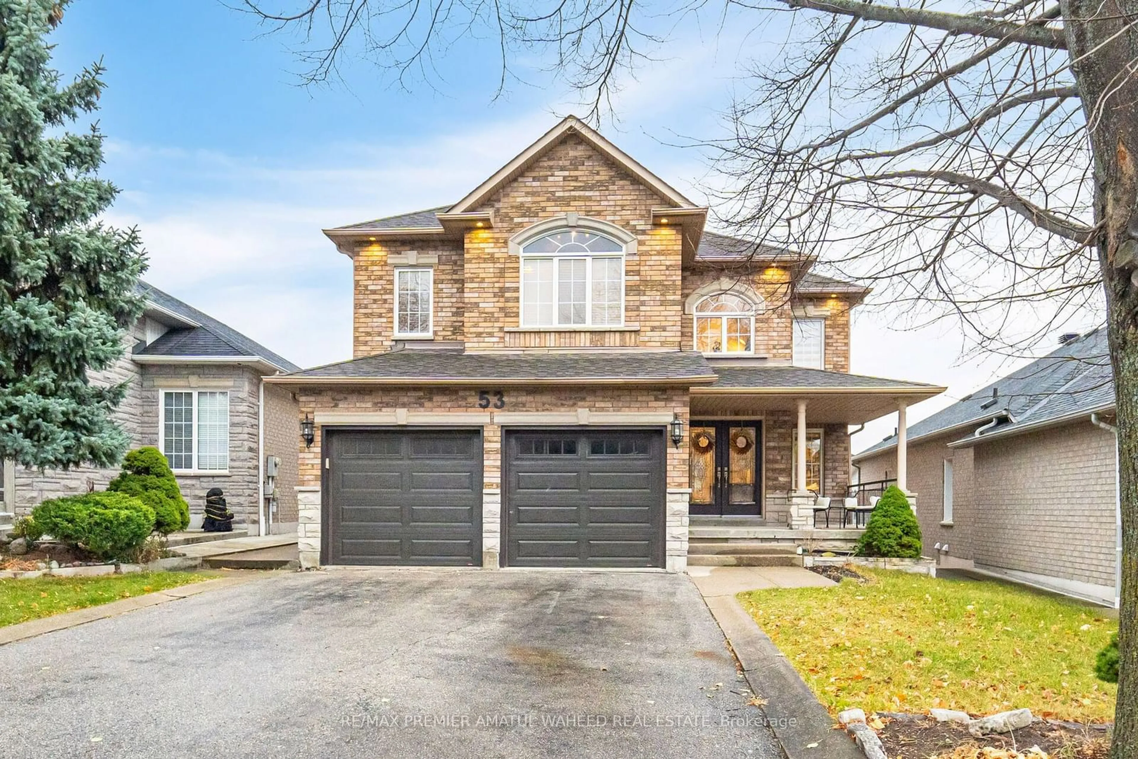 Home with brick exterior material for 53 Crown Cres, Vaughan Ontario L4H 1S7