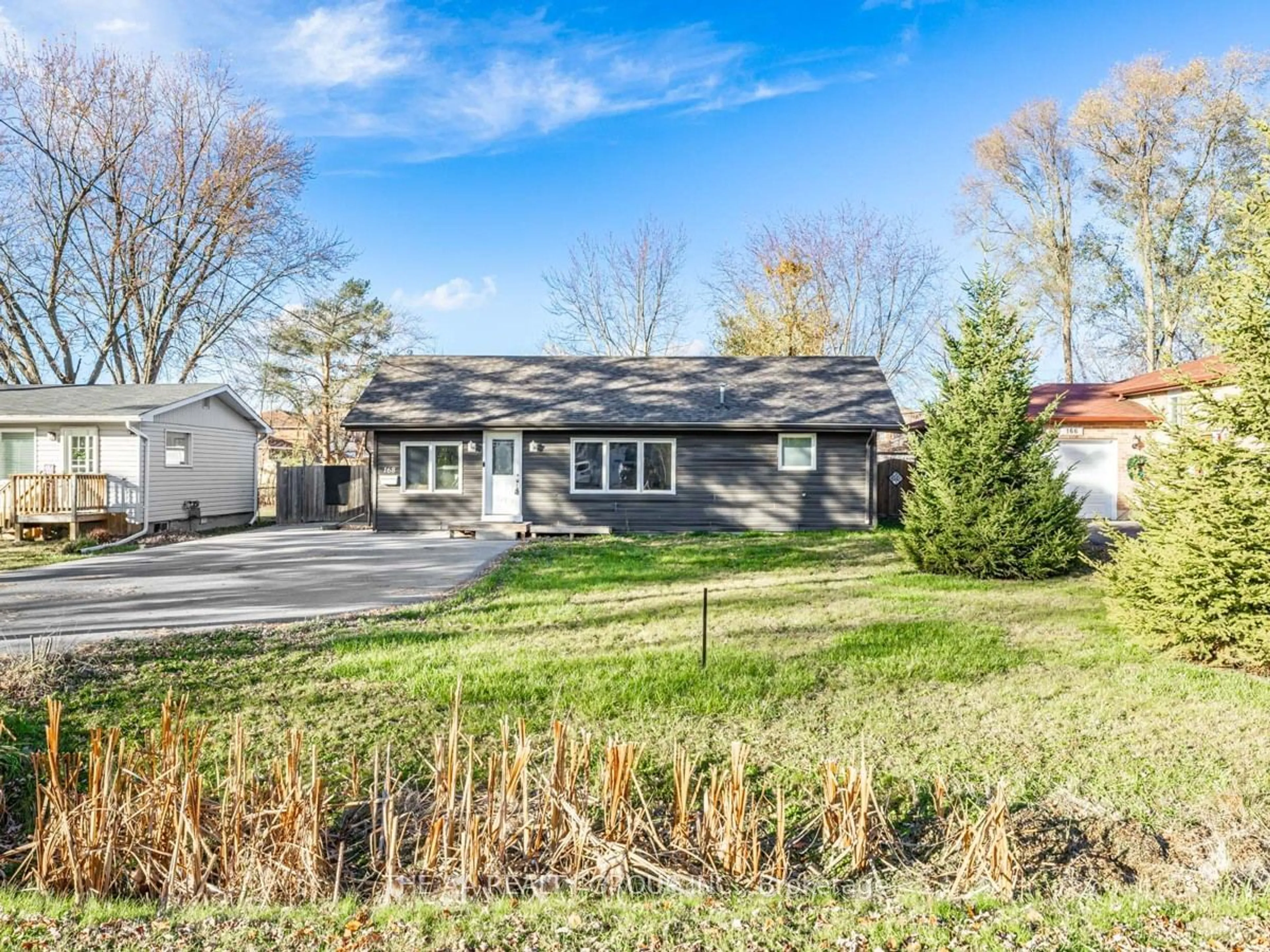 Frontside or backside of a home, cottage for 168 Silas Blvd, Georgina Ontario L4P 2K3