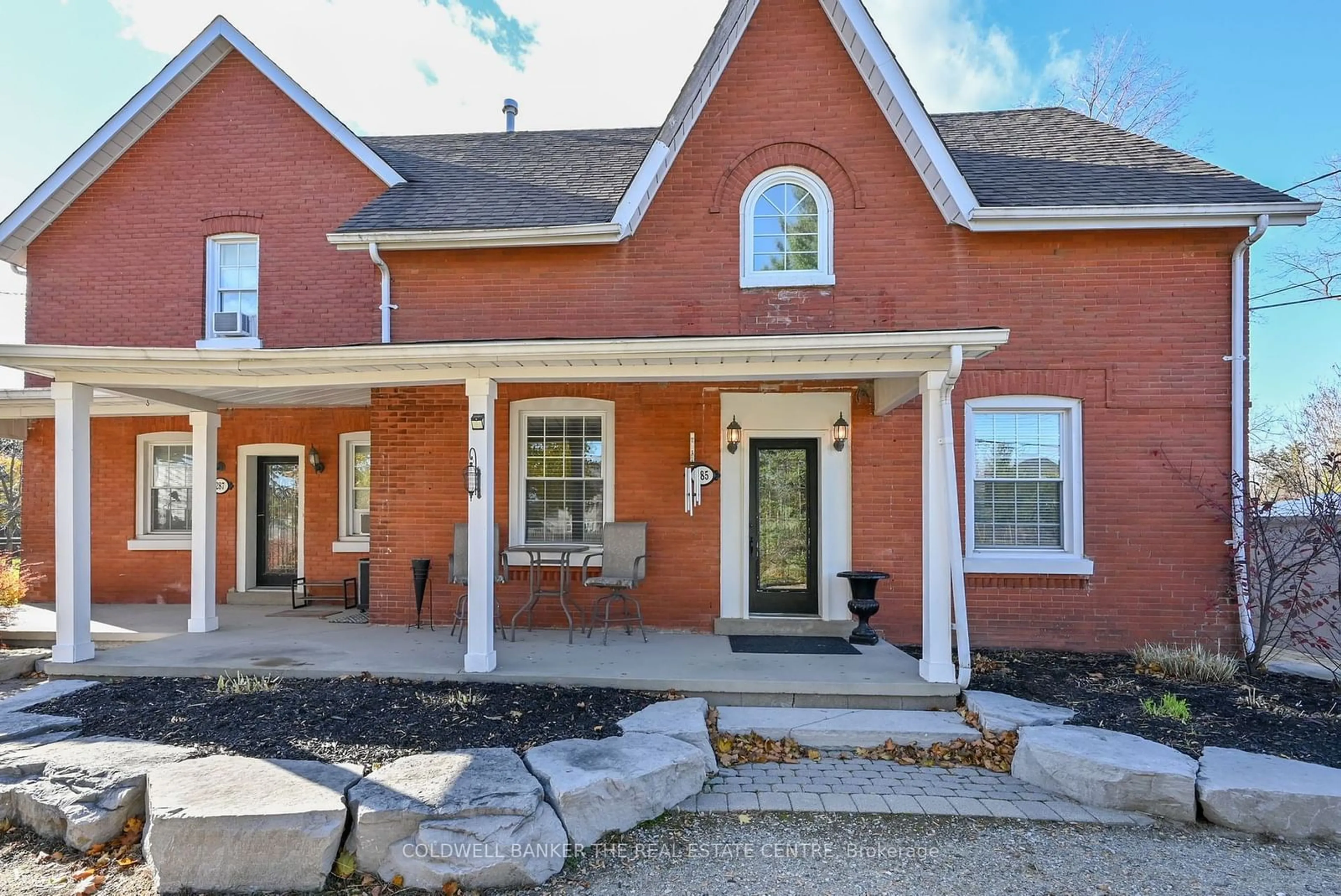 Home with brick exterior material for 285-287 Barrie St, Essa Ontario L0L 2N0