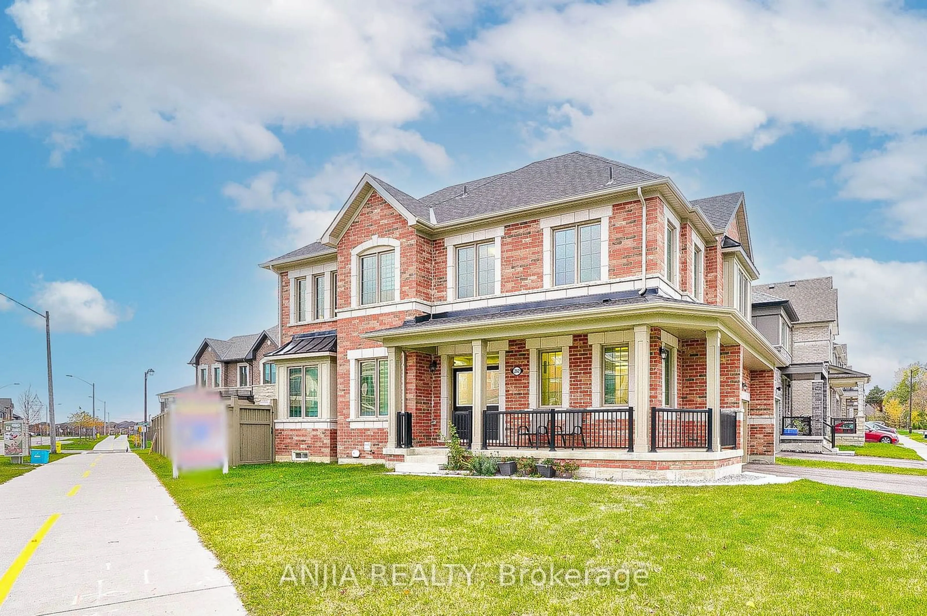 Home with brick exterior material for 262 Beaverbrae Dr, Markham Ontario L6C 3K8