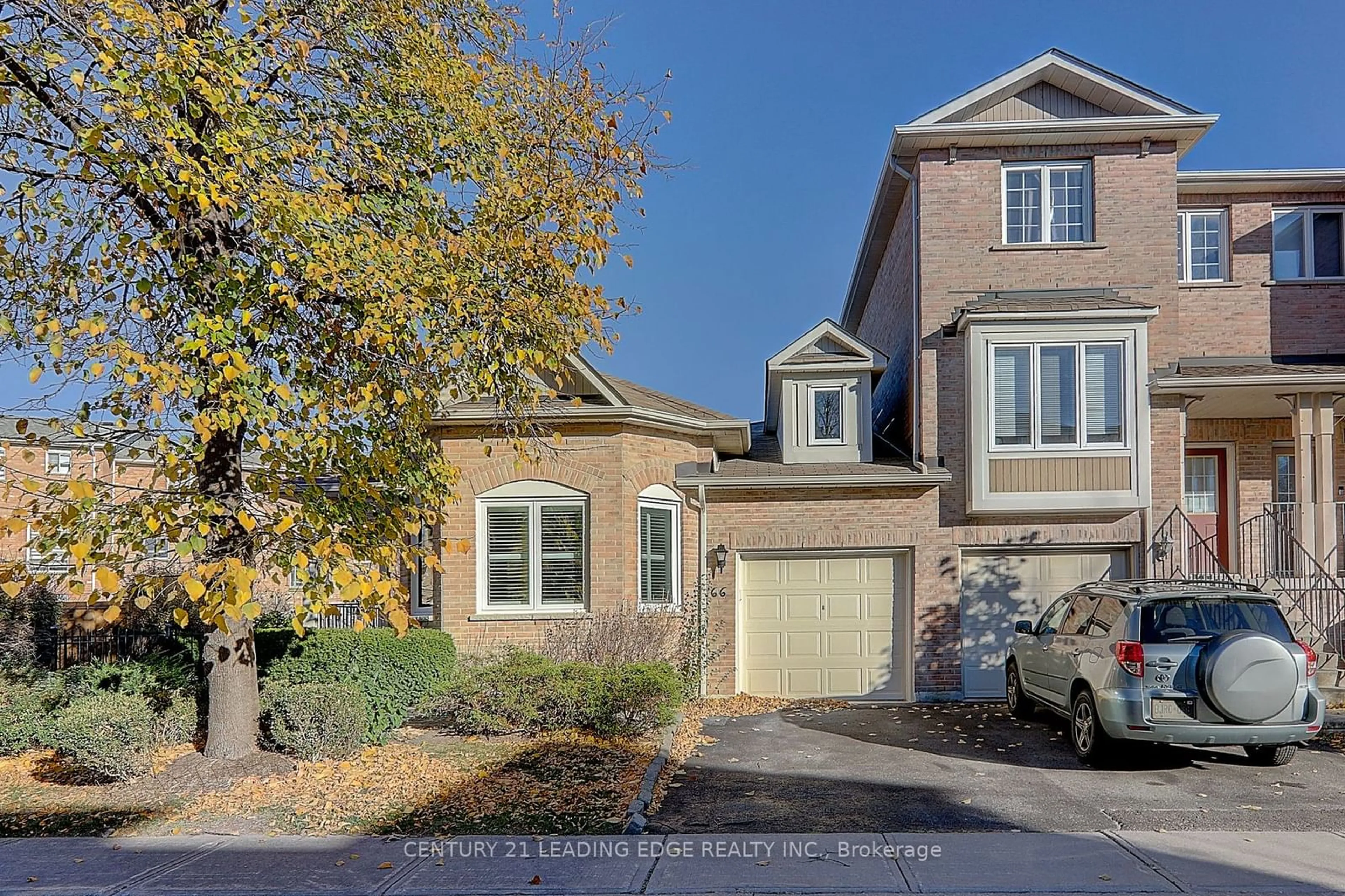 A pic from exterior of the house or condo, the street view for 66 ROUGEHAVEN Way, Markham Ontario L3P 7W5