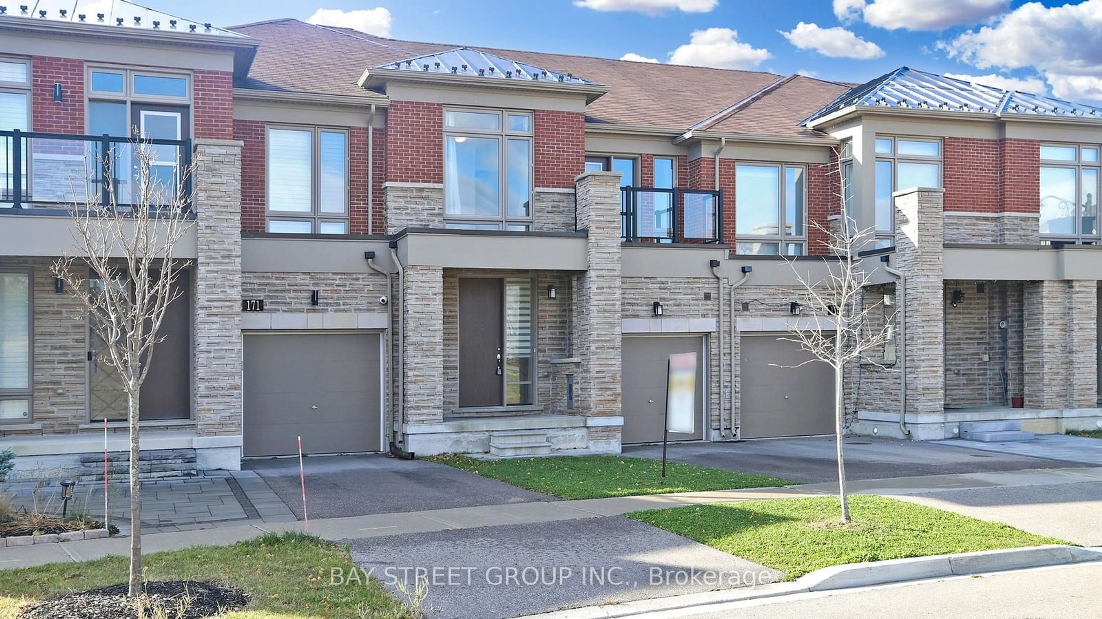 Home with brick exterior material for 173 Badgerow Way, Aurora Ontario L4G 0Z4