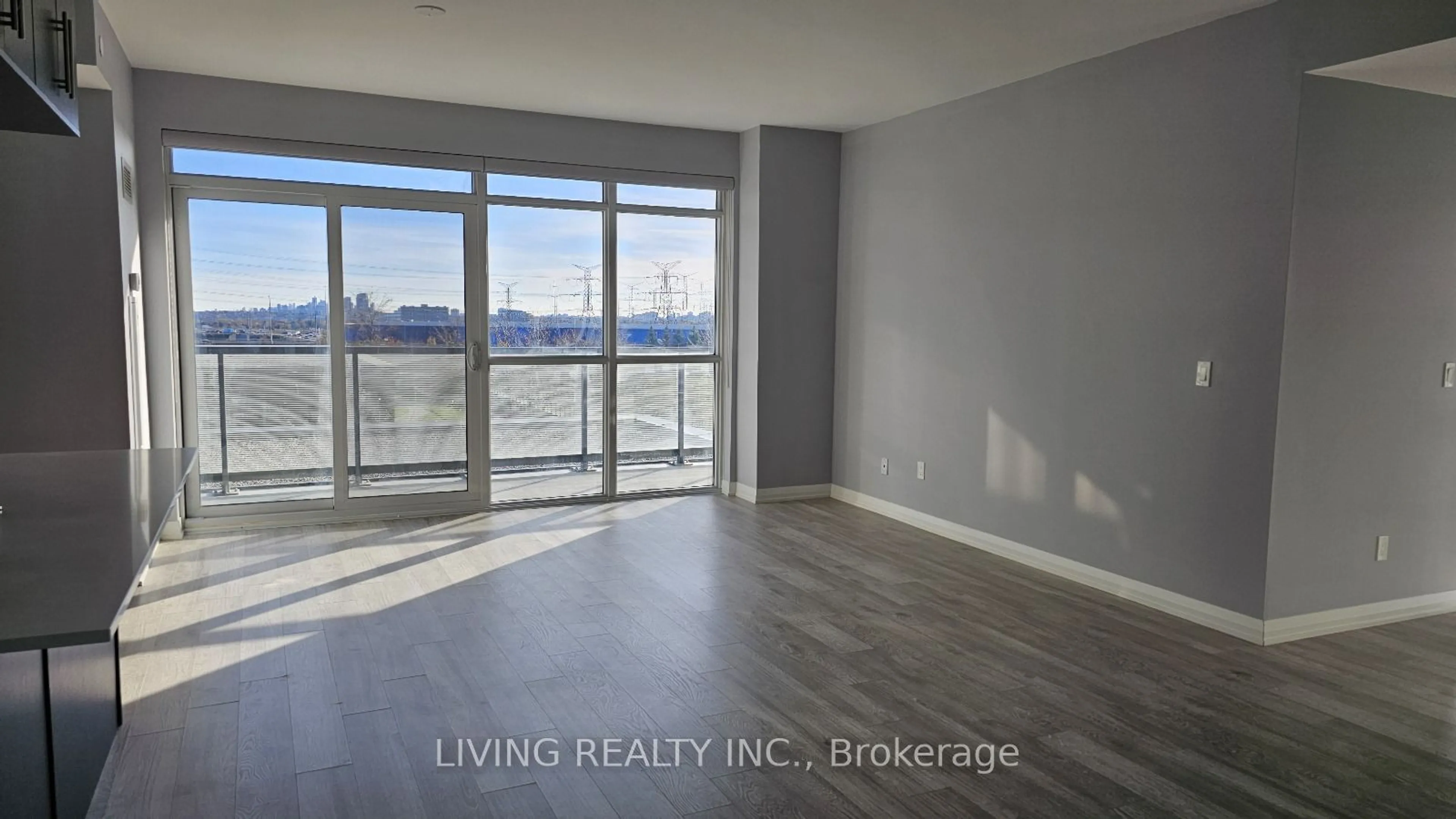 A pic of a room, wood floors for 65 Oneida Cres #504, Richmond Hill Ontario L4B 0G9