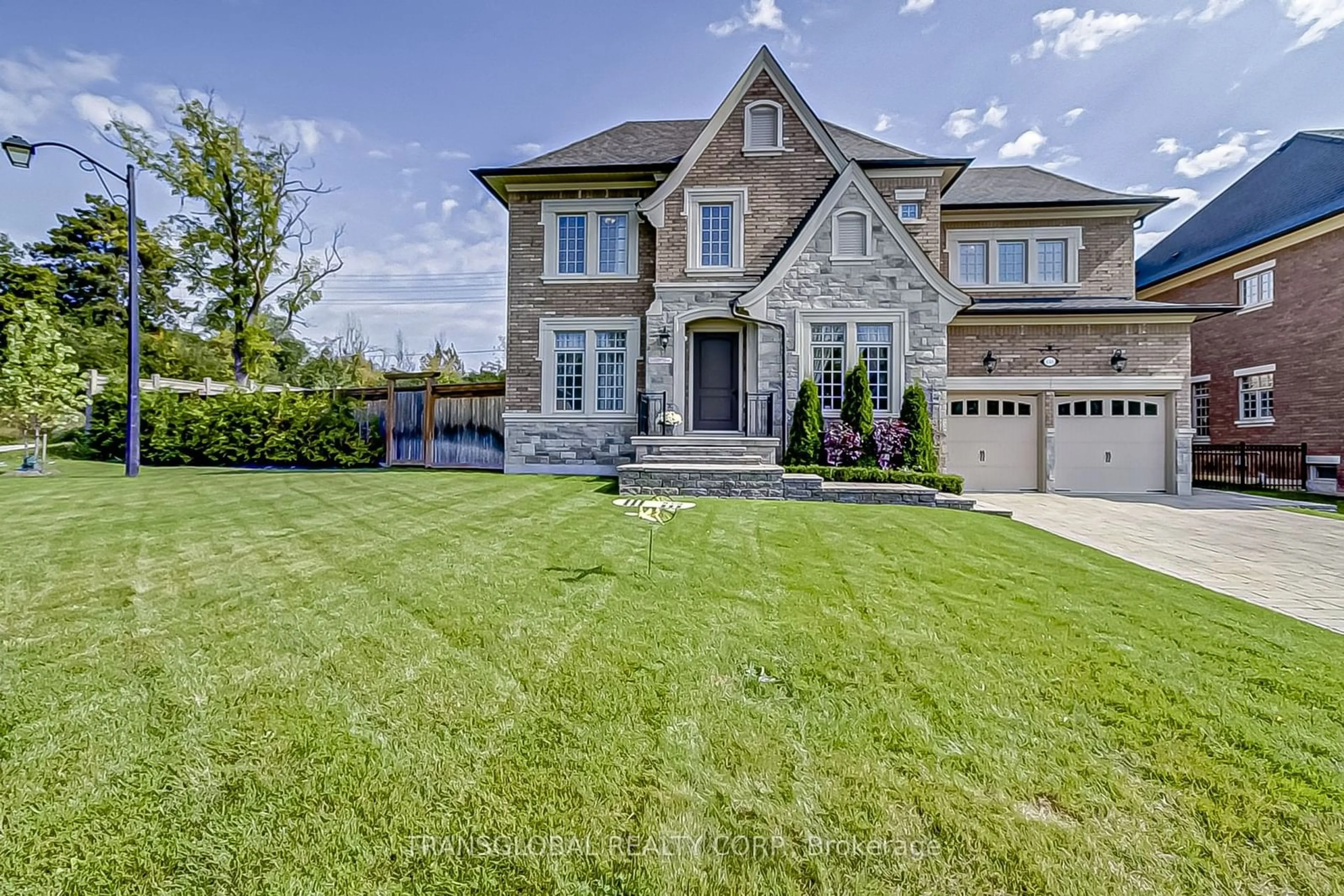 Frontside or backside of a home, the street view for 141 Annsleywood Crt, Vaughan Ontario L4H 4G6