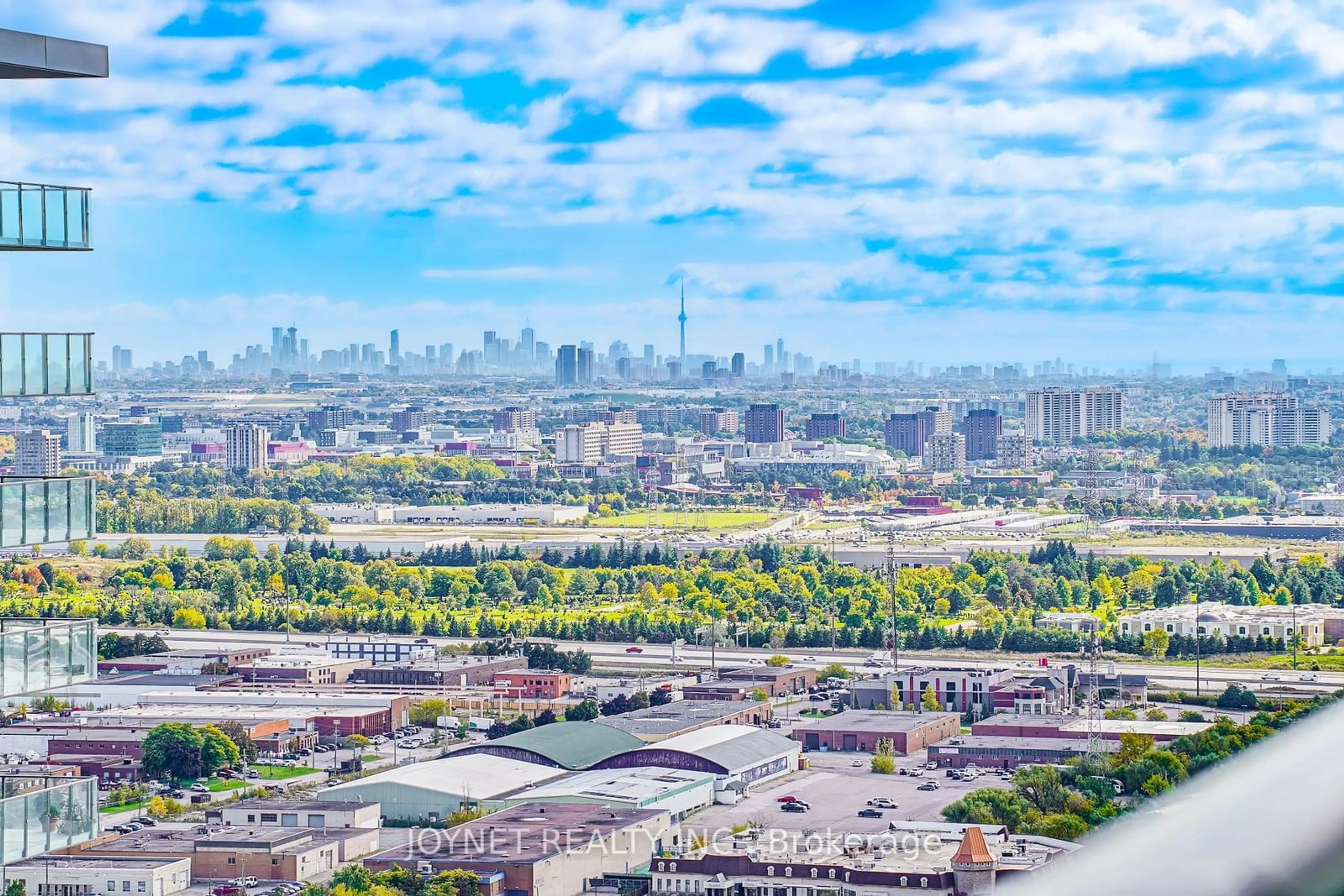 A pic from exterior of the house or condo, the view of city buildings for 950 Portage Pkwy #3905, Vaughan Ontario L4K 0J7