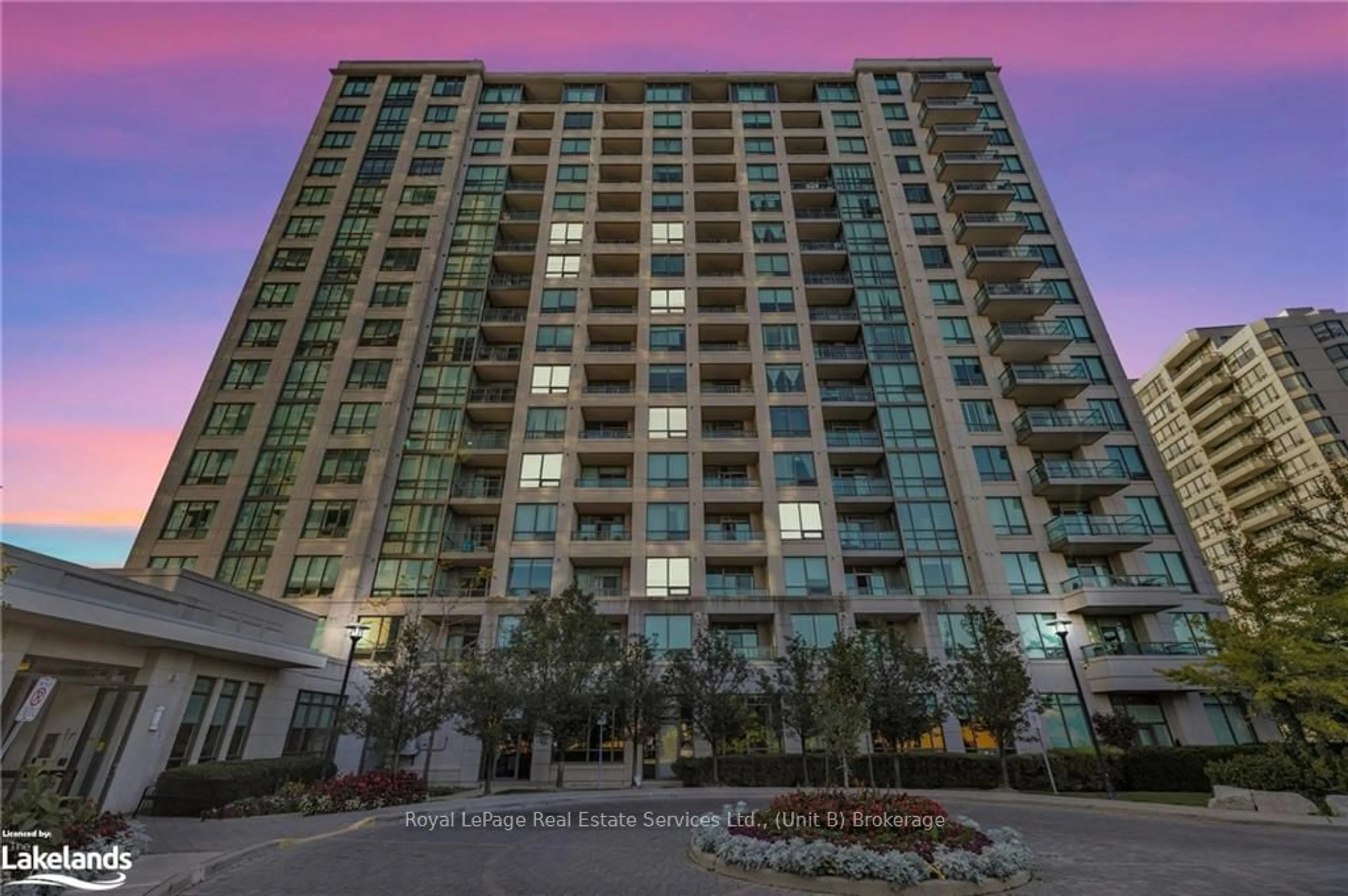 A pic from exterior of the house or condo, the front or back of building for 100 PROMENADE Circ #1110, Vaughan Ontario L4J 7W7