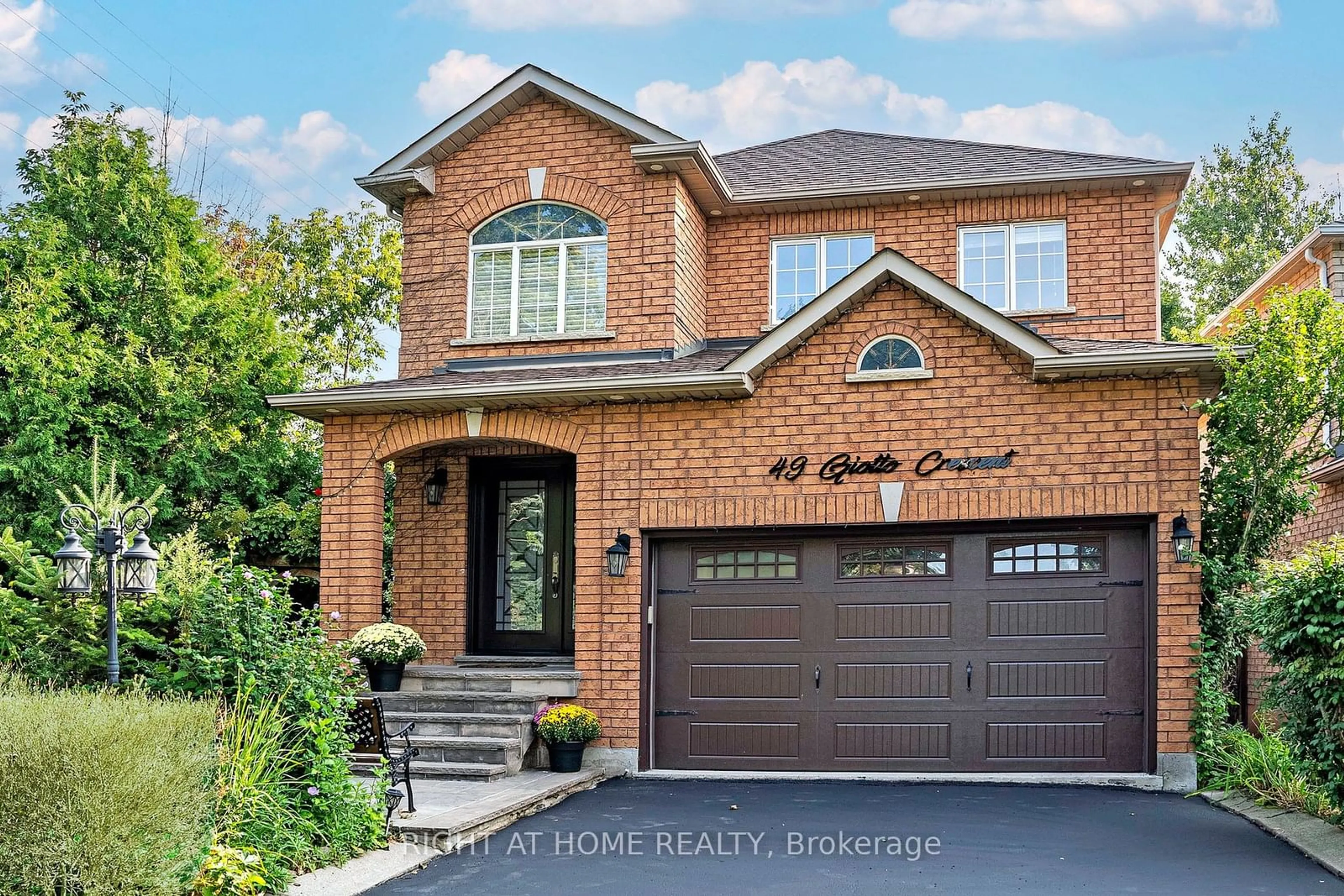 Home with brick exterior material for 49 Giotto Cres, Vaughan Ontario L6A 3N8