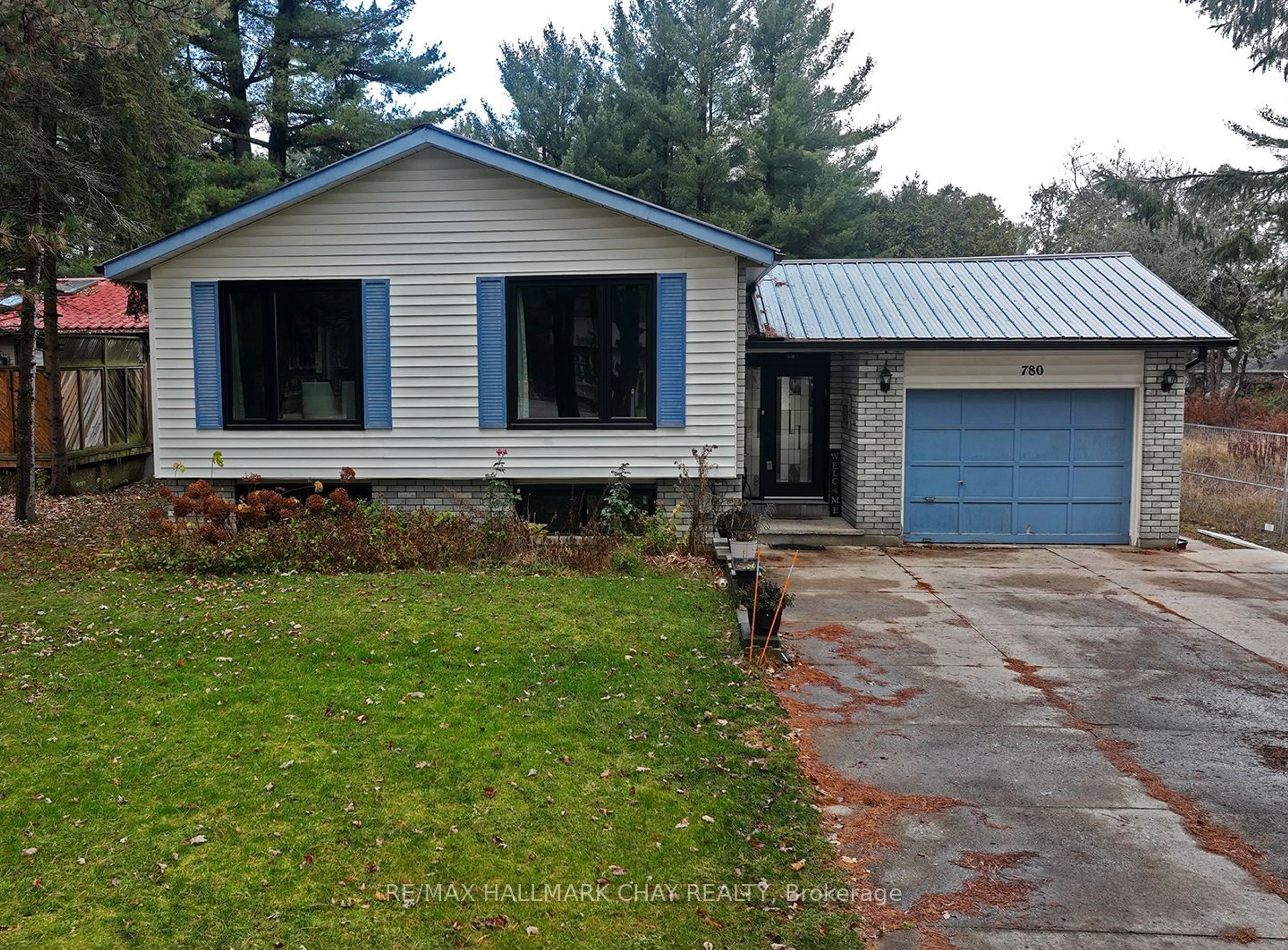 Frontside or backside of a home, cottage for 780 Pinegrove Ave, Innisfil Ontario L9S 2K2