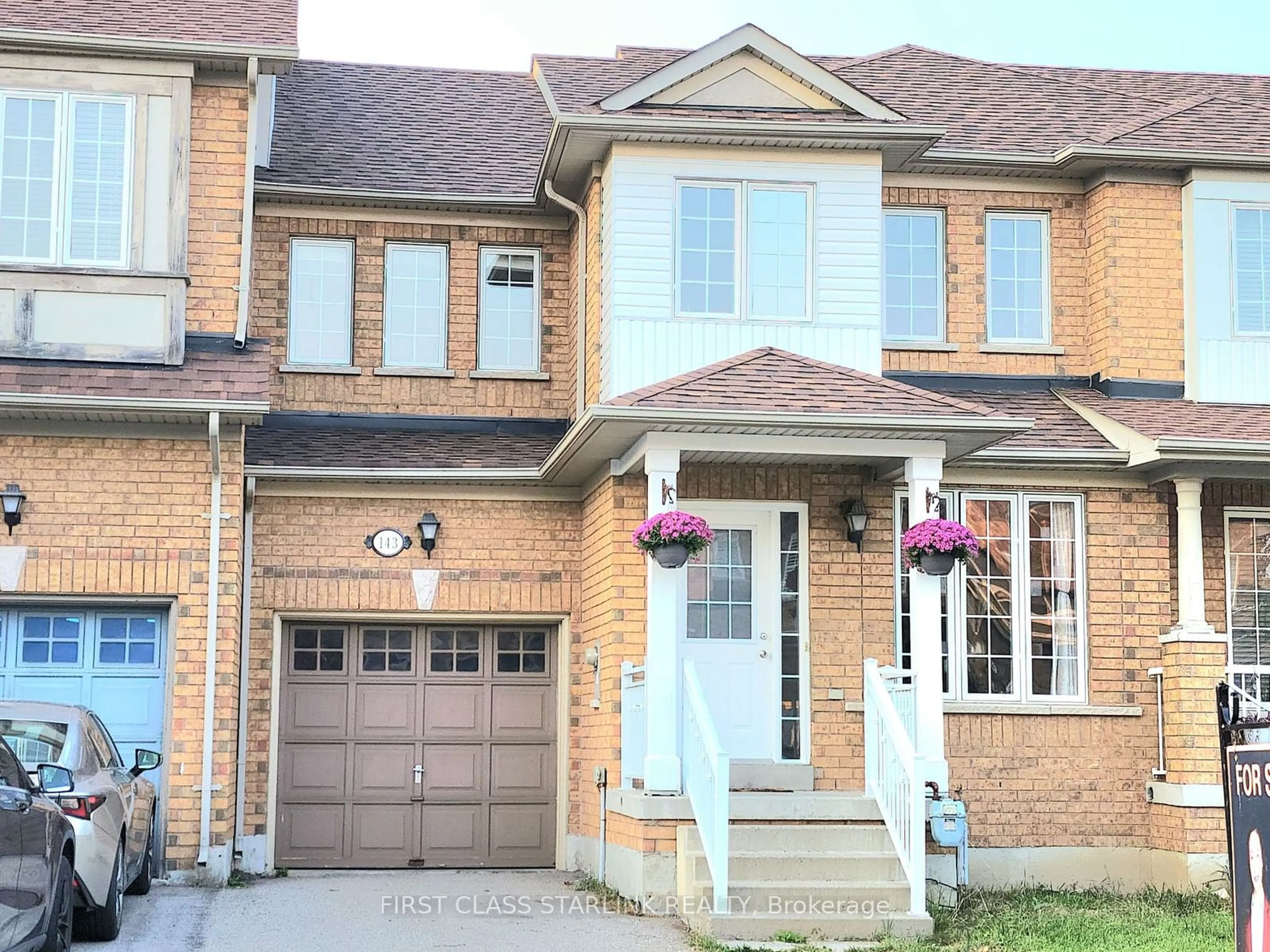 Home with brick exterior material for 143 King William Cres, Richmond Hill Ontario L4B 4P4