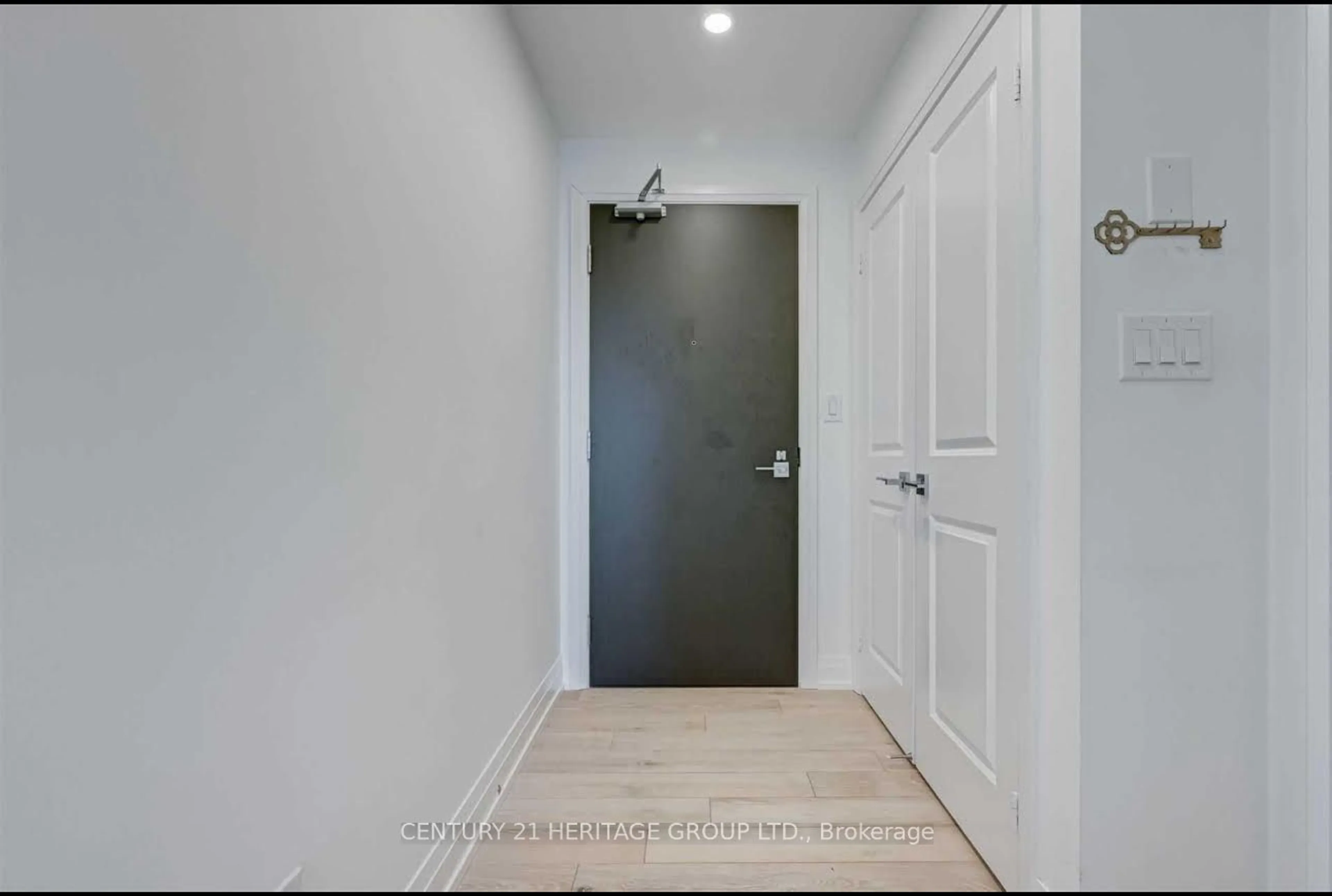 Indoor entryway, not visible floor for 3700 Hwy 7 #2205, Vaughan Ontario L4L 1A6