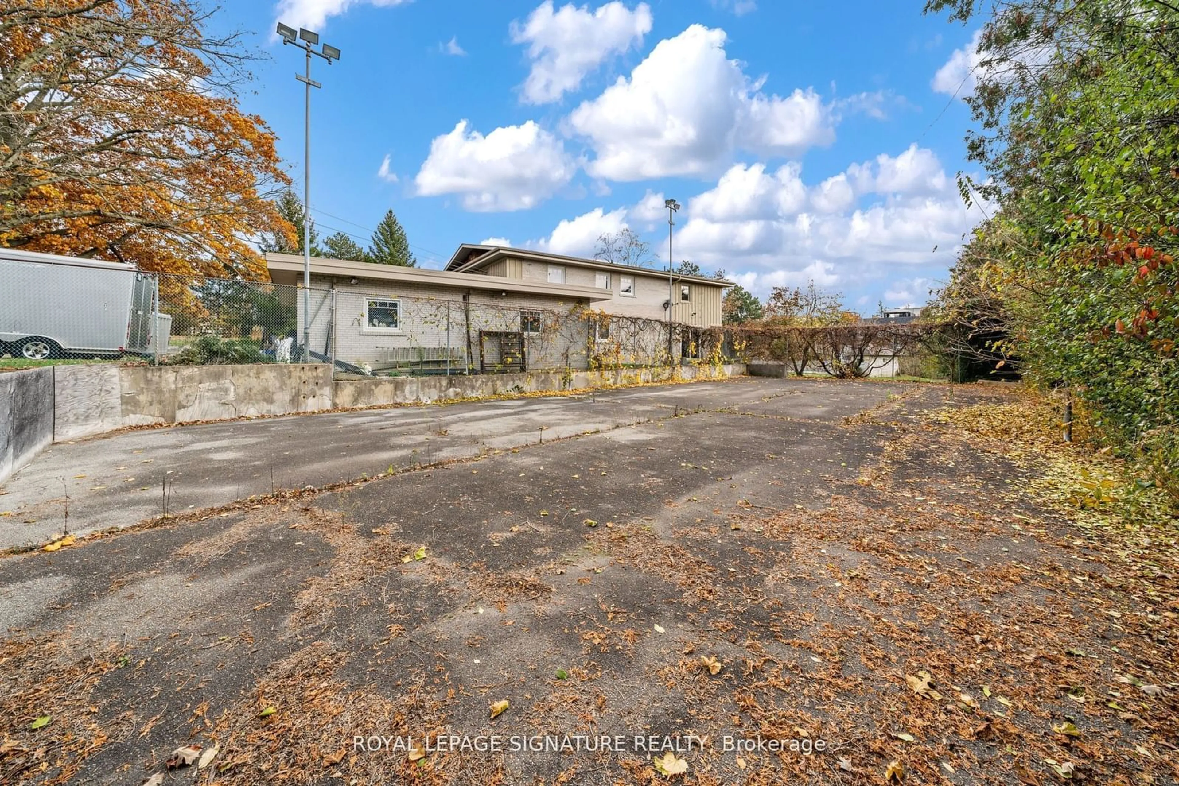 Patio, the street view for 83 Sylvadene Pkwy, Vaughan Ontario L4L 2M5