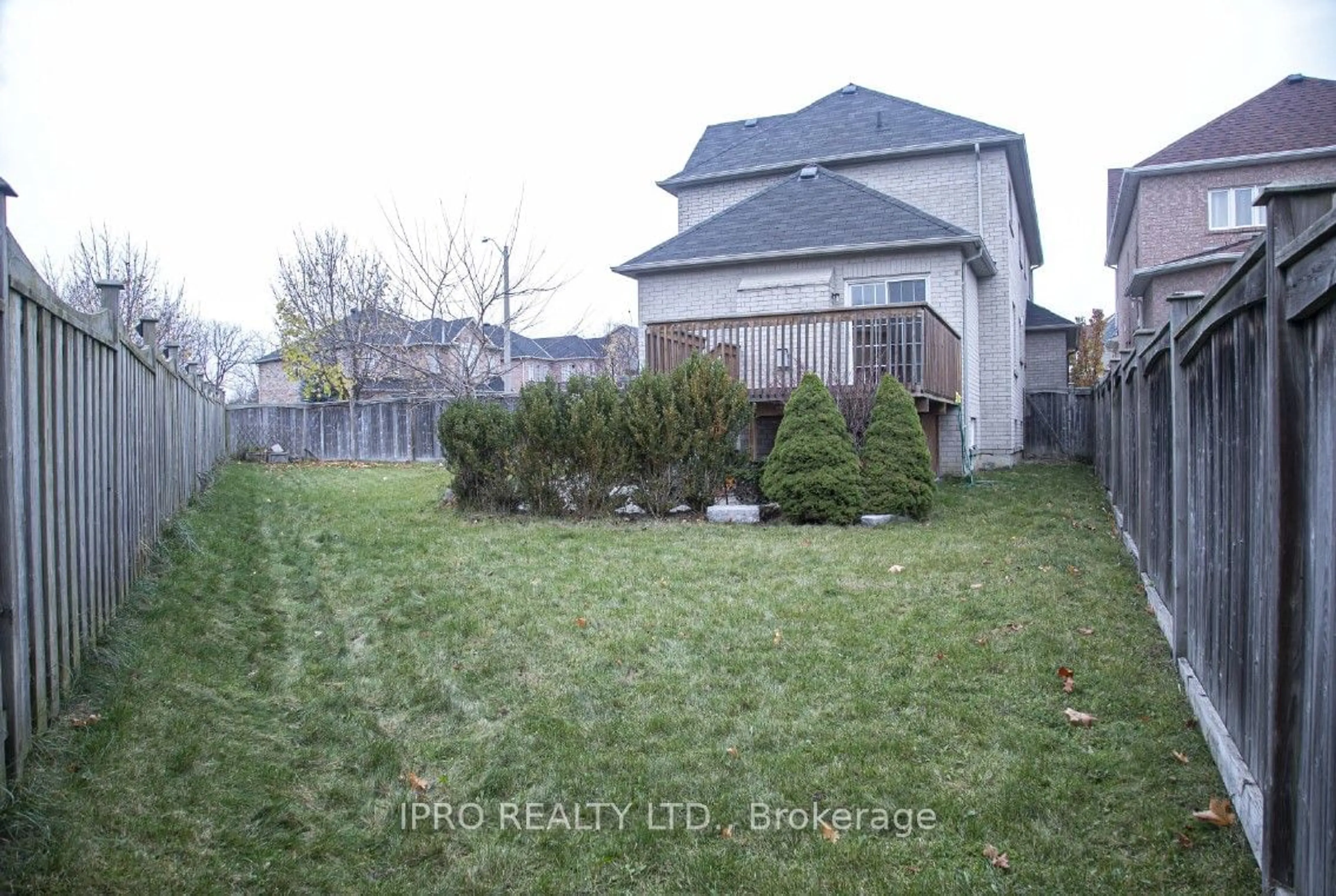 Frontside or backside of a home, the fenced backyard for 98 Lena Dr, Richmond Hill Ontario L4S 2G8