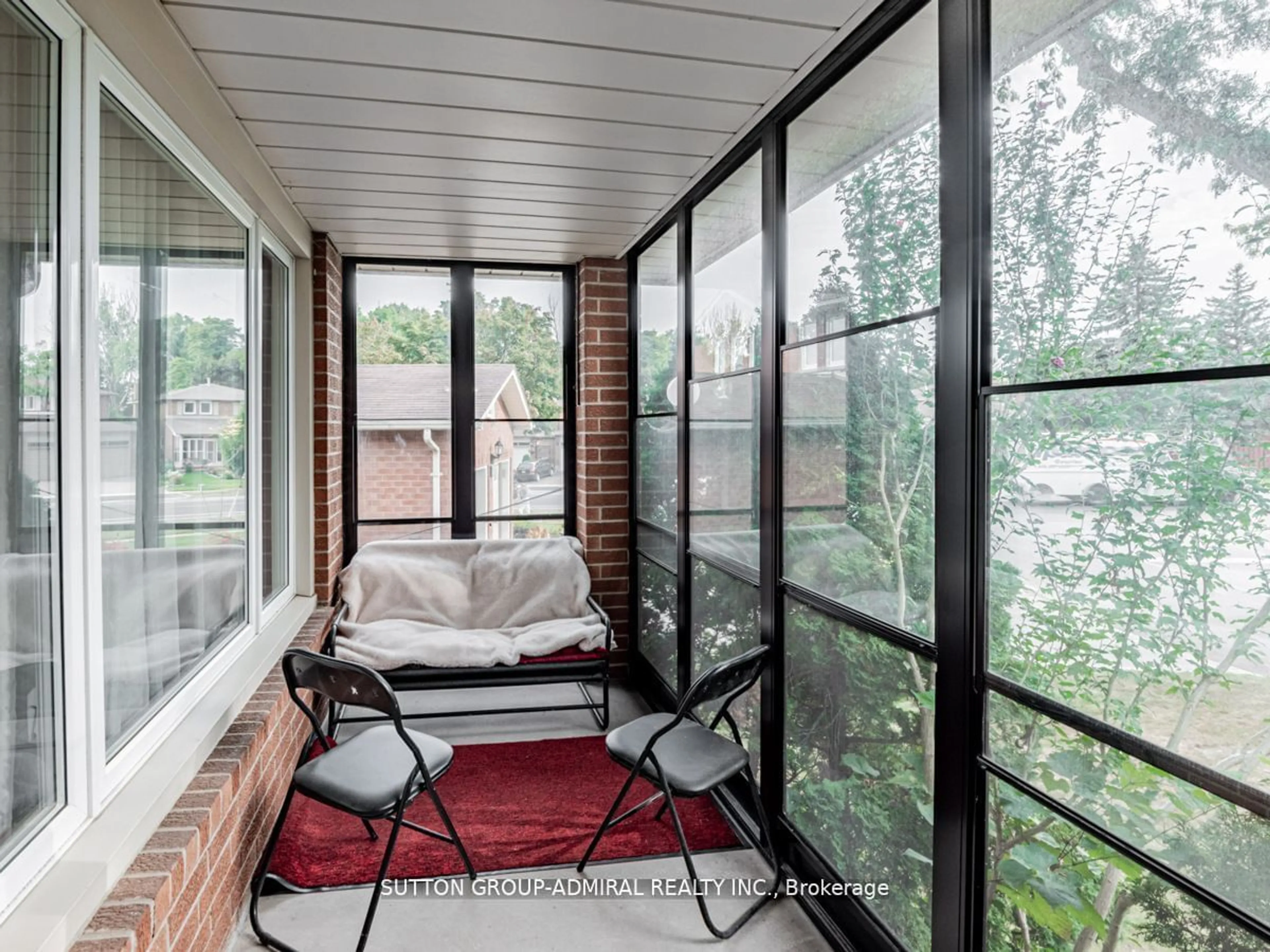 Balcony in the apartment, cottage for 6 Cherry Hills Rd, Vaughan Ontario L4K 1M4