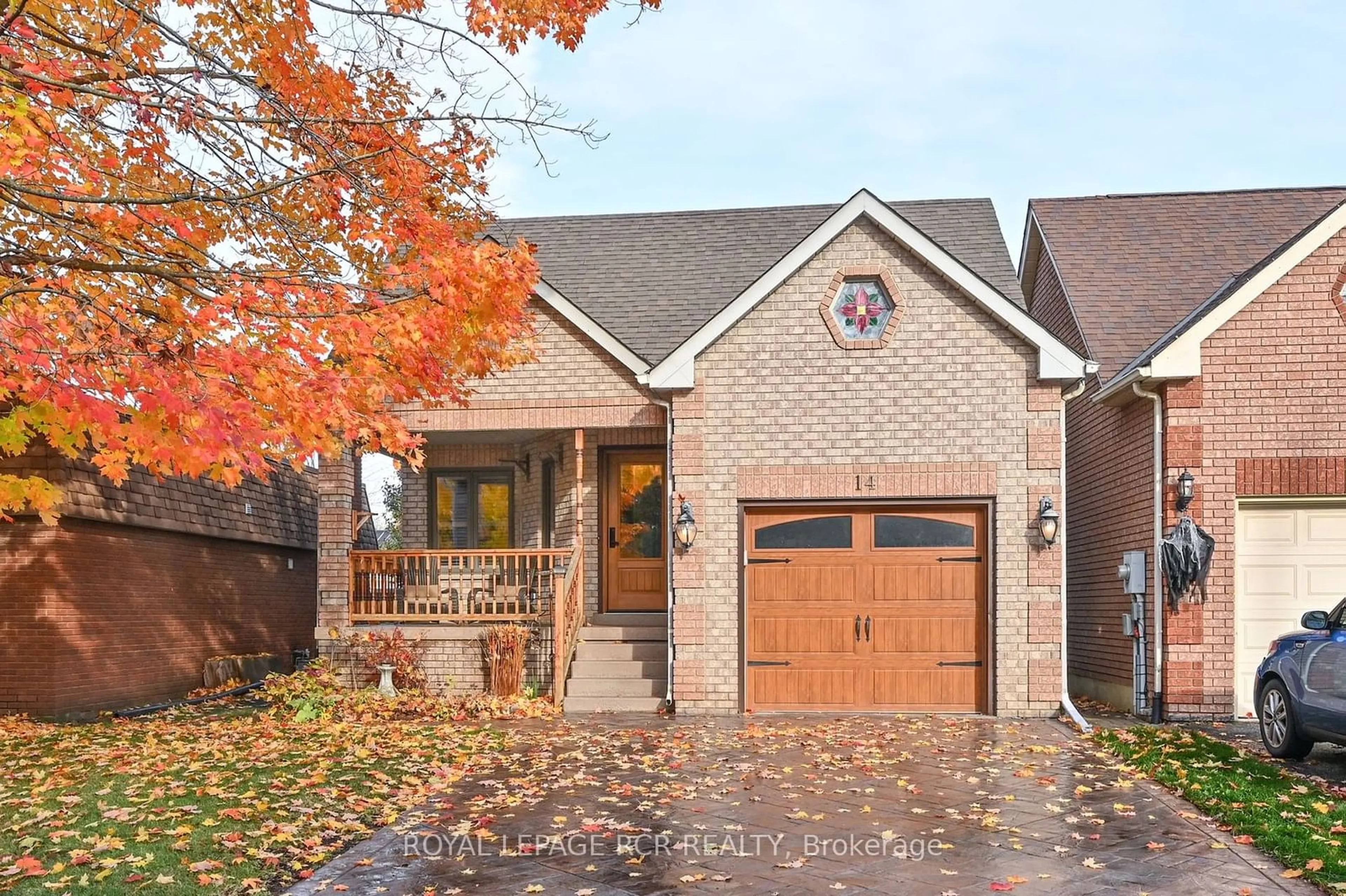 Home with brick exterior material for 14 Albert St, New Tecumseth Ontario L9R 1J4