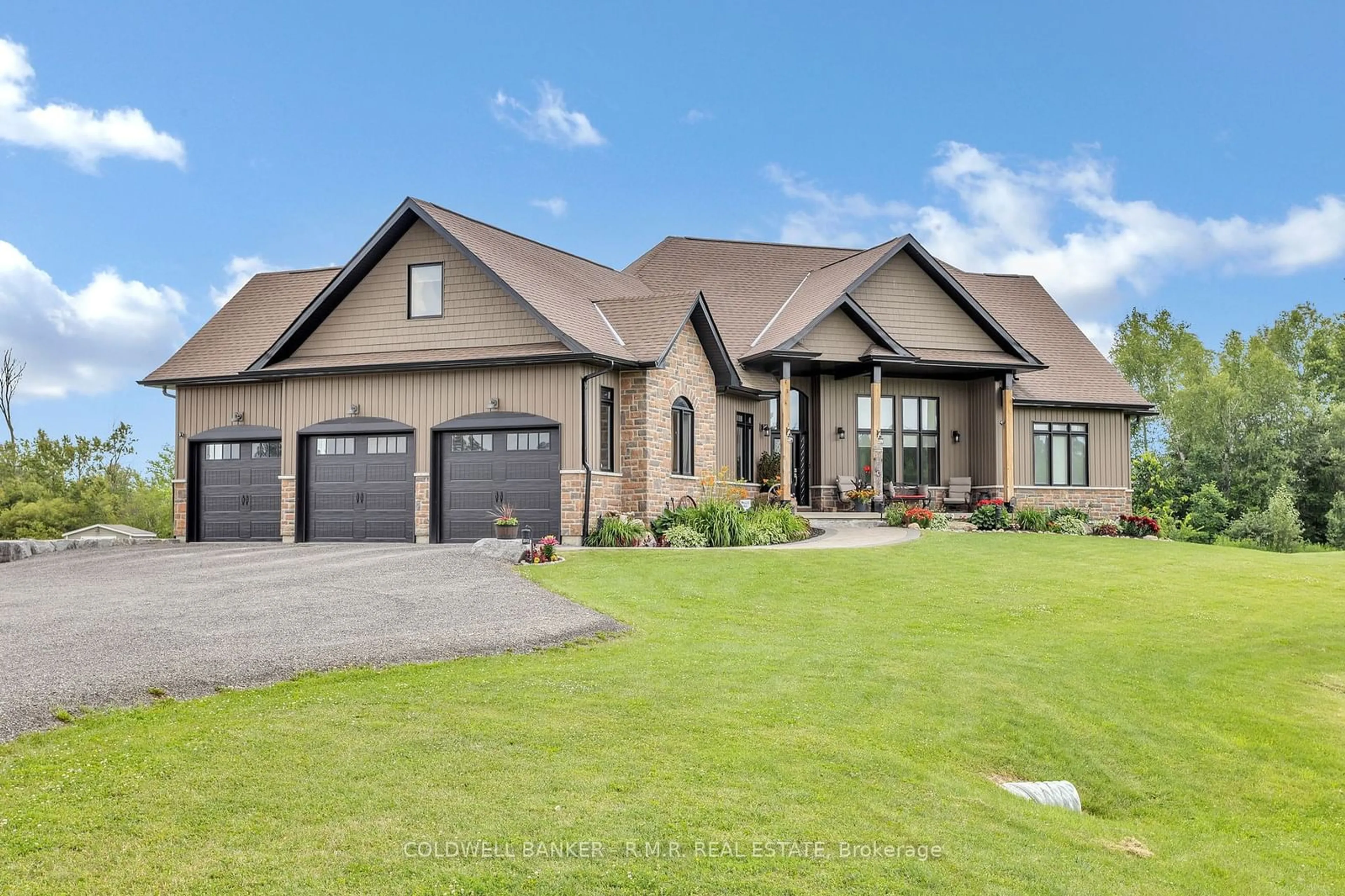 Frontside or backside of a home, cottage for 470 Blue Mountain Rd, Uxbridge Ontario L9P 1R3