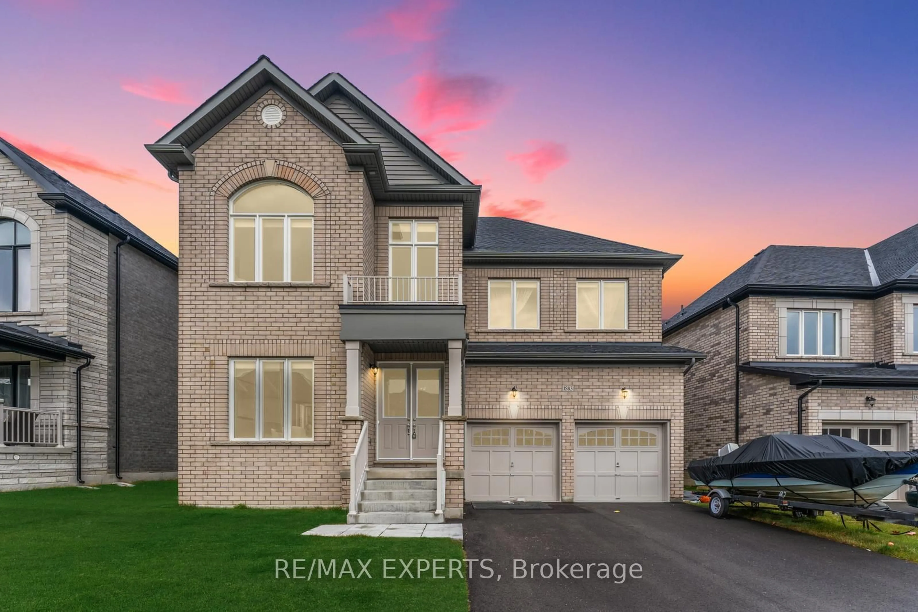 Home with brick exterior material for 1583 Stovell Cres, Innisfil Ontario L0L 1W0