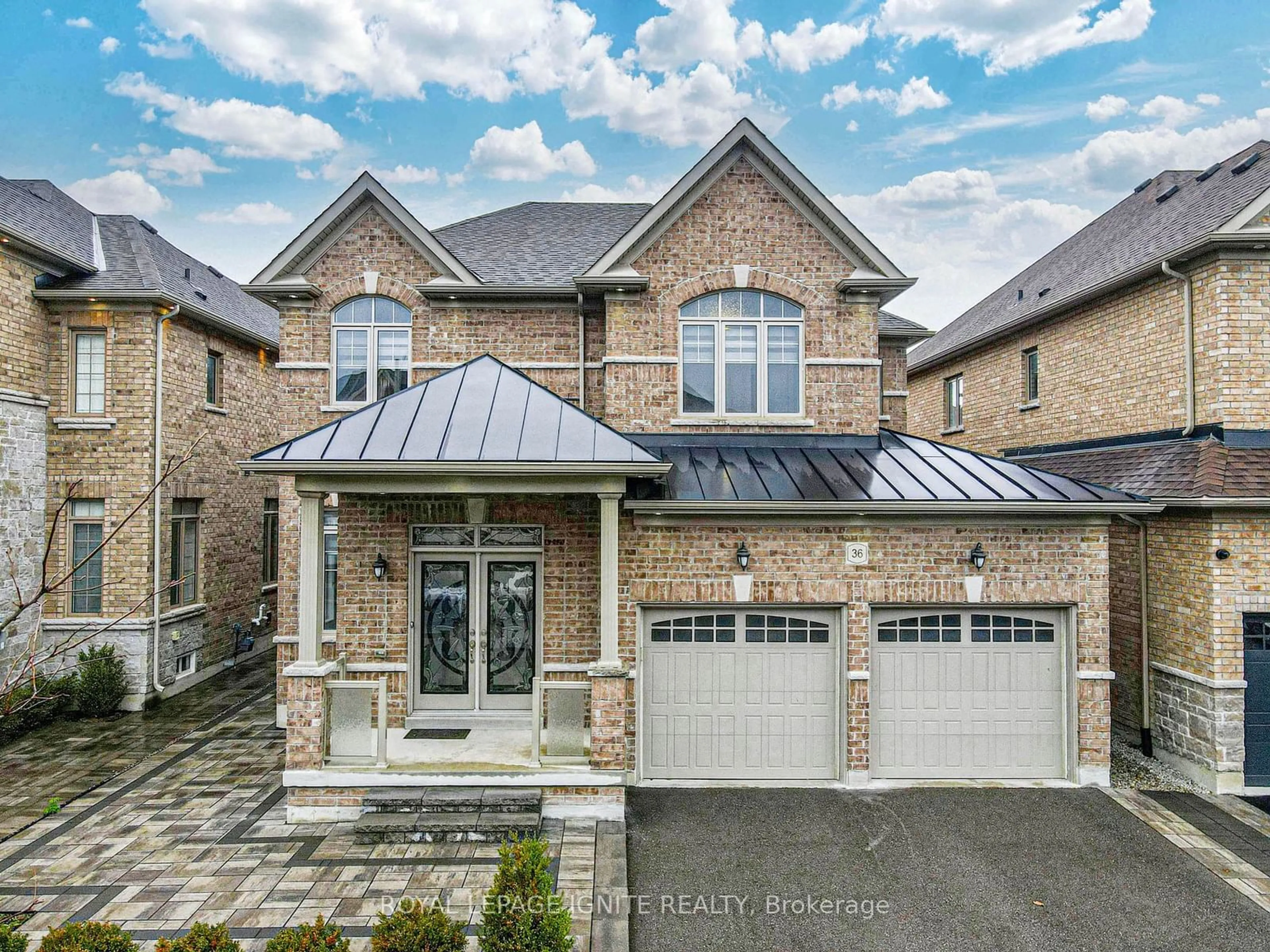 Home with brick exterior material for 36 Lewis Ave, Bradford West Gwillimbury Ontario L3Z 0X2