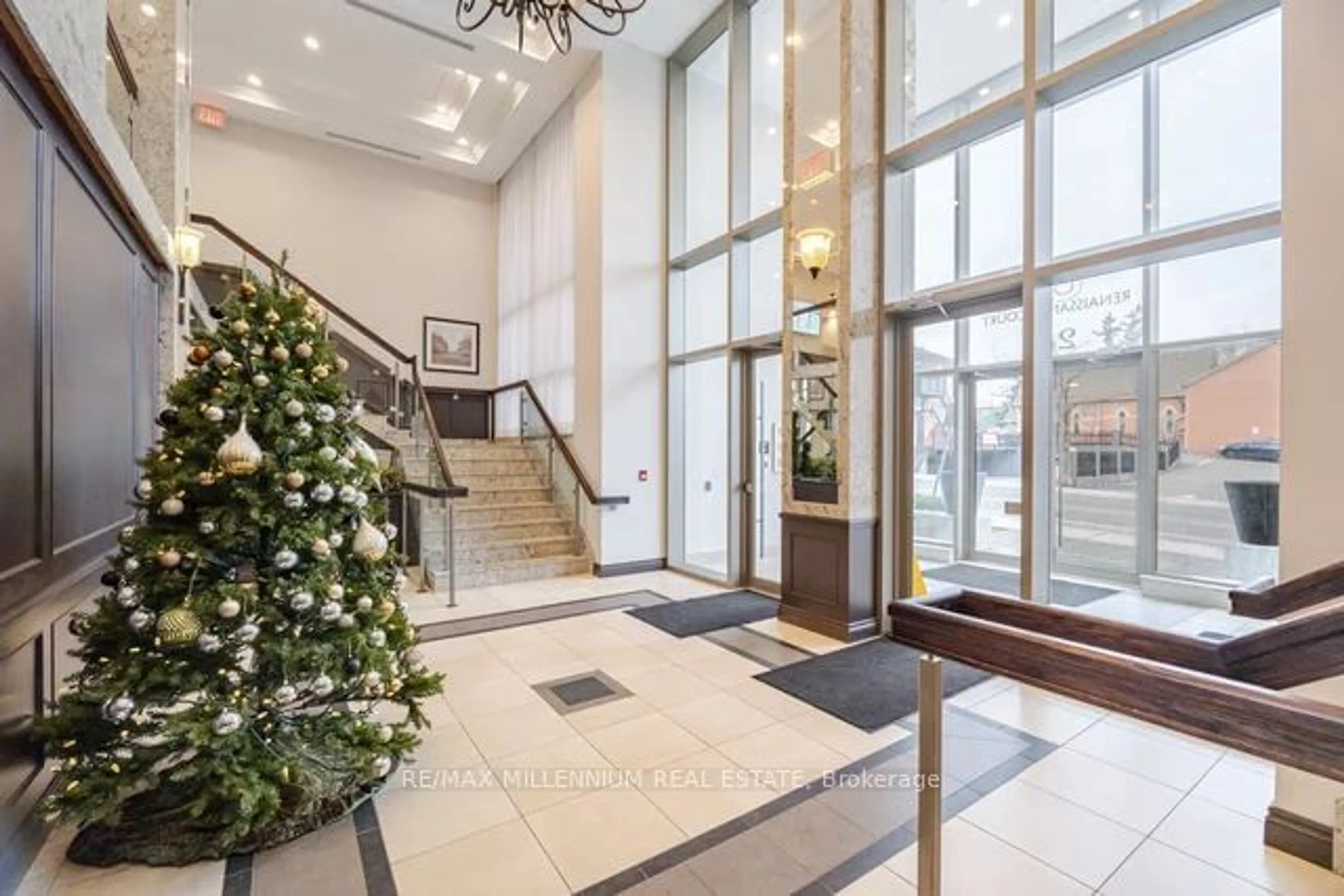 Indoor foyer, unknown floor for 281 woodbridge Ave #527, Vaughan Ontario L4L 0C6