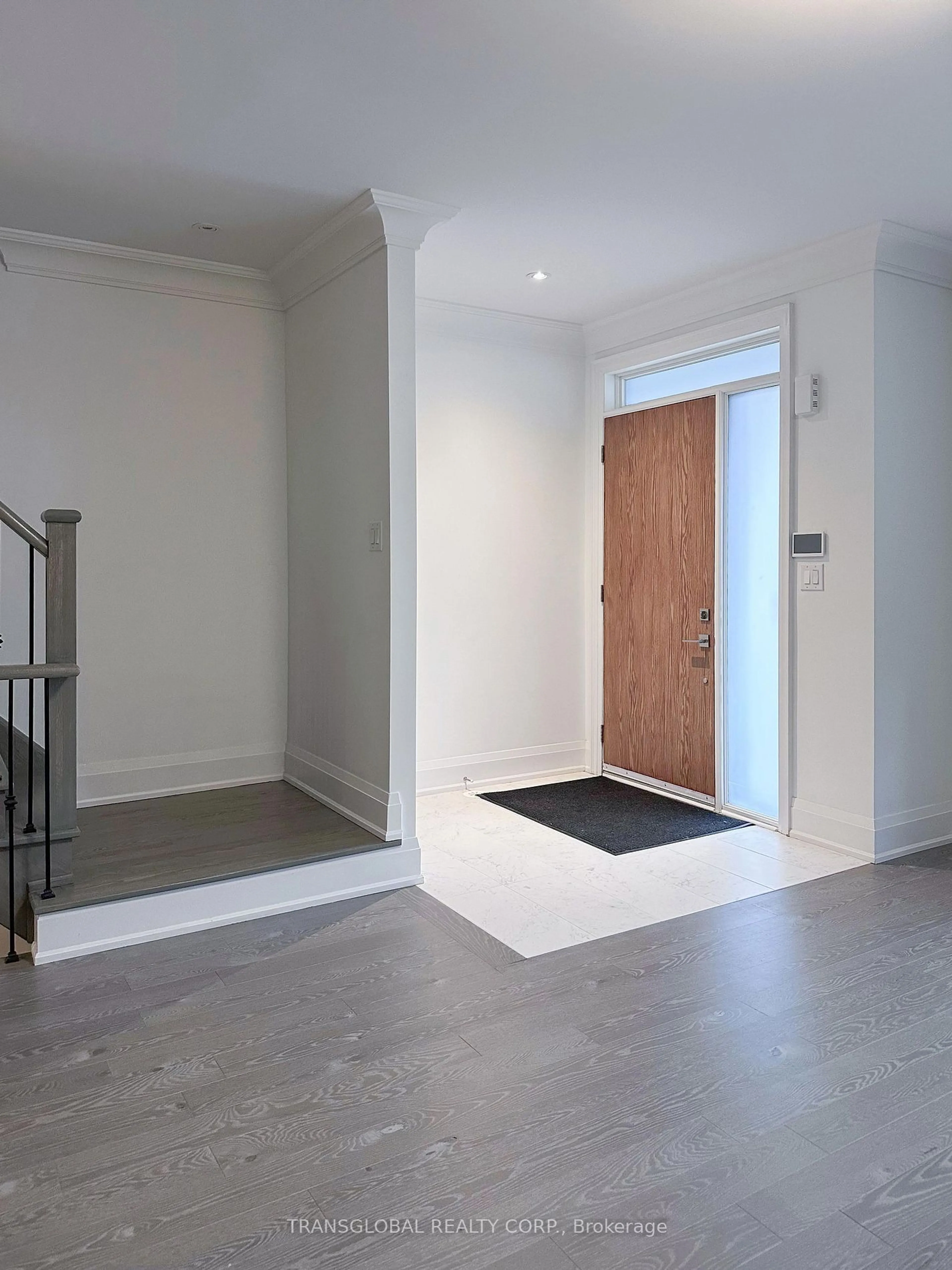 Indoor entryway, wood floors for 55 Gandhi Lane #TH42, Markham Ontario L3T 0G4