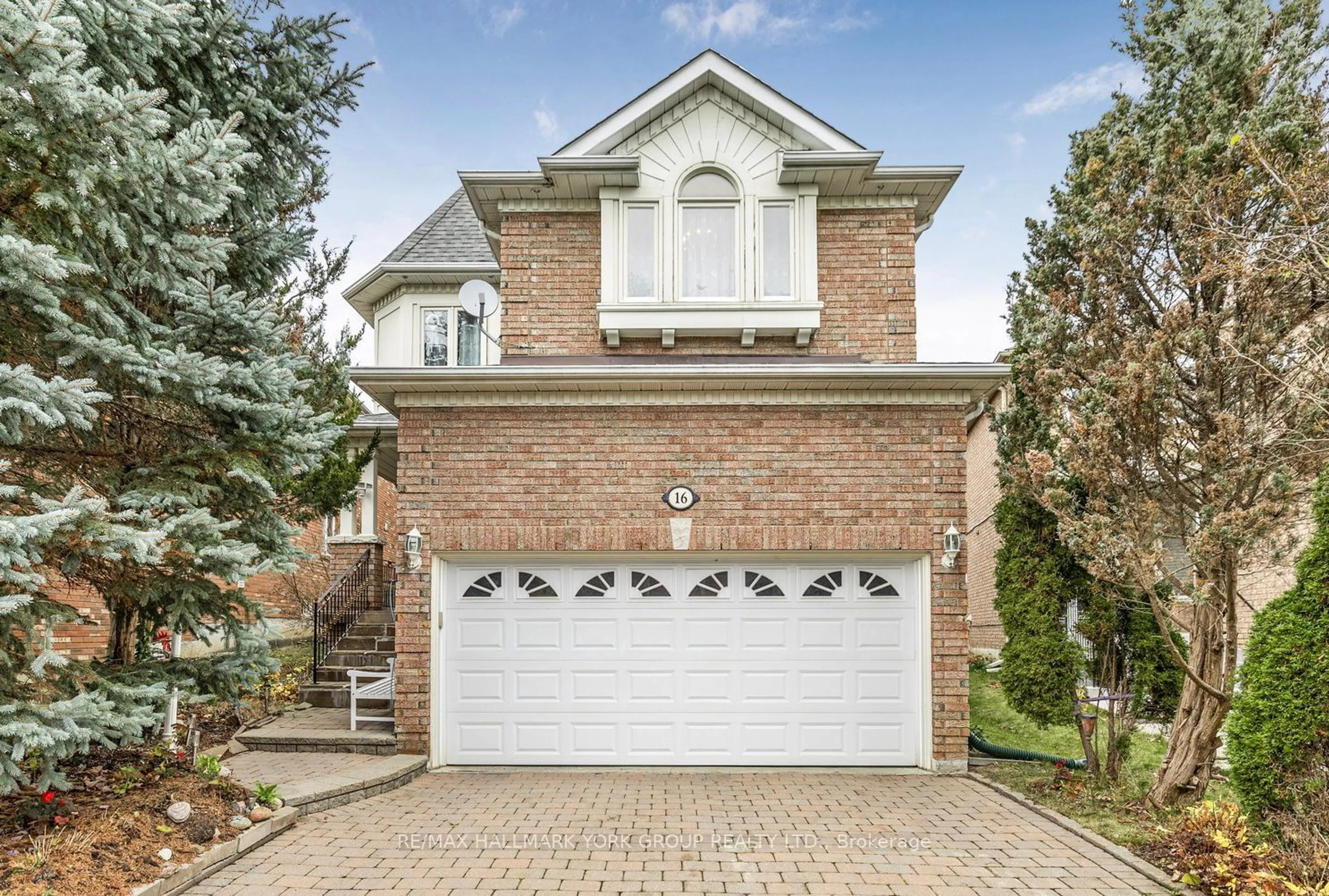 Home with brick exterior material for 16 Mojave Cres, Richmond Hill Ontario L4S 1R4