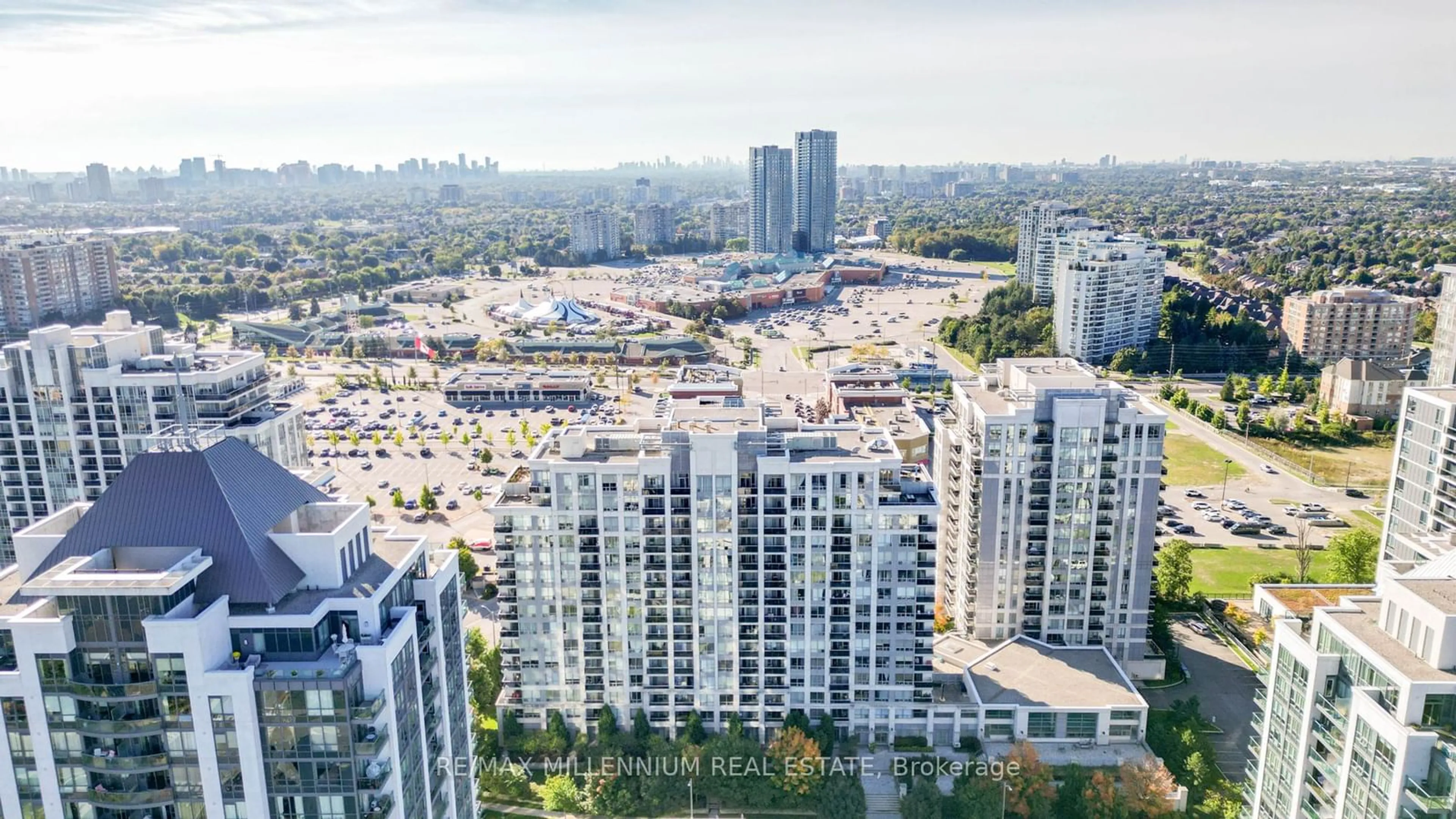 A pic from exterior of the house or condo, the view of city buildings for 50 Disera Dr #502, Vaughan Ontario L4J 9E9