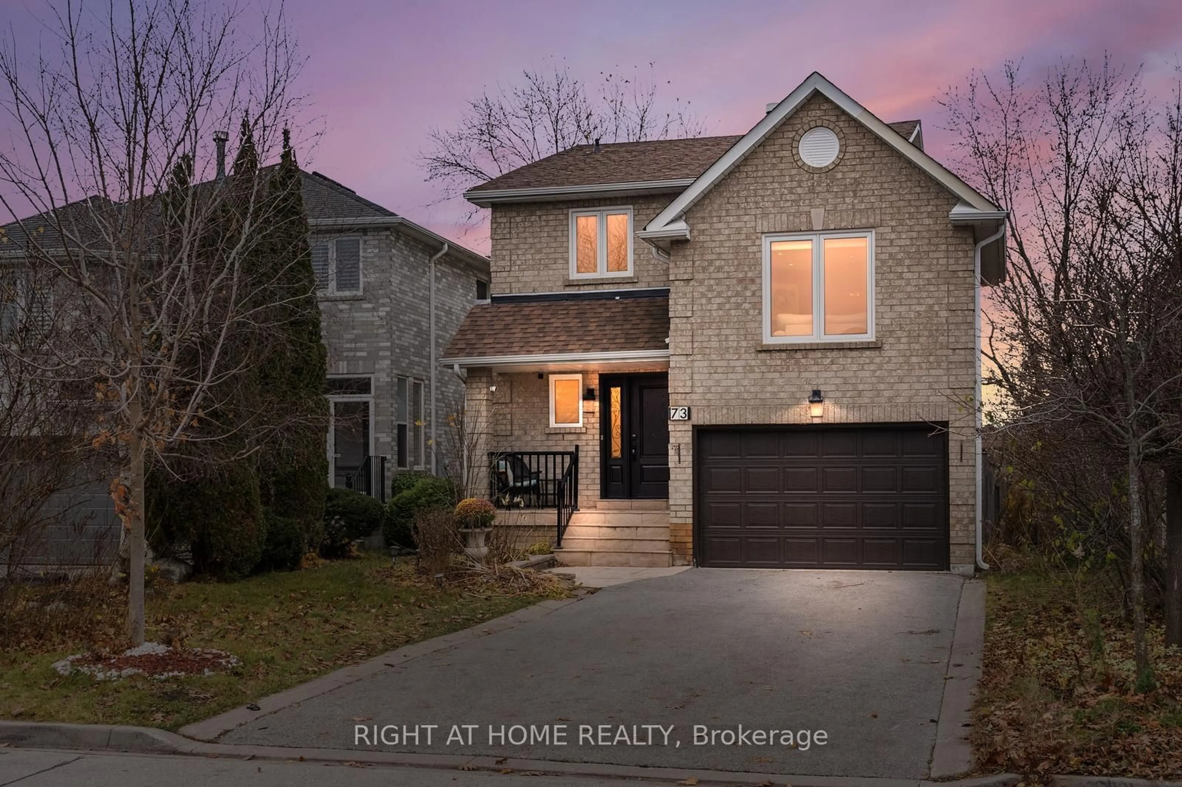 Frontside or backside of a home, cottage for 73 Buckhorn Ave, Richmond Hill Ontario L4C 0G4