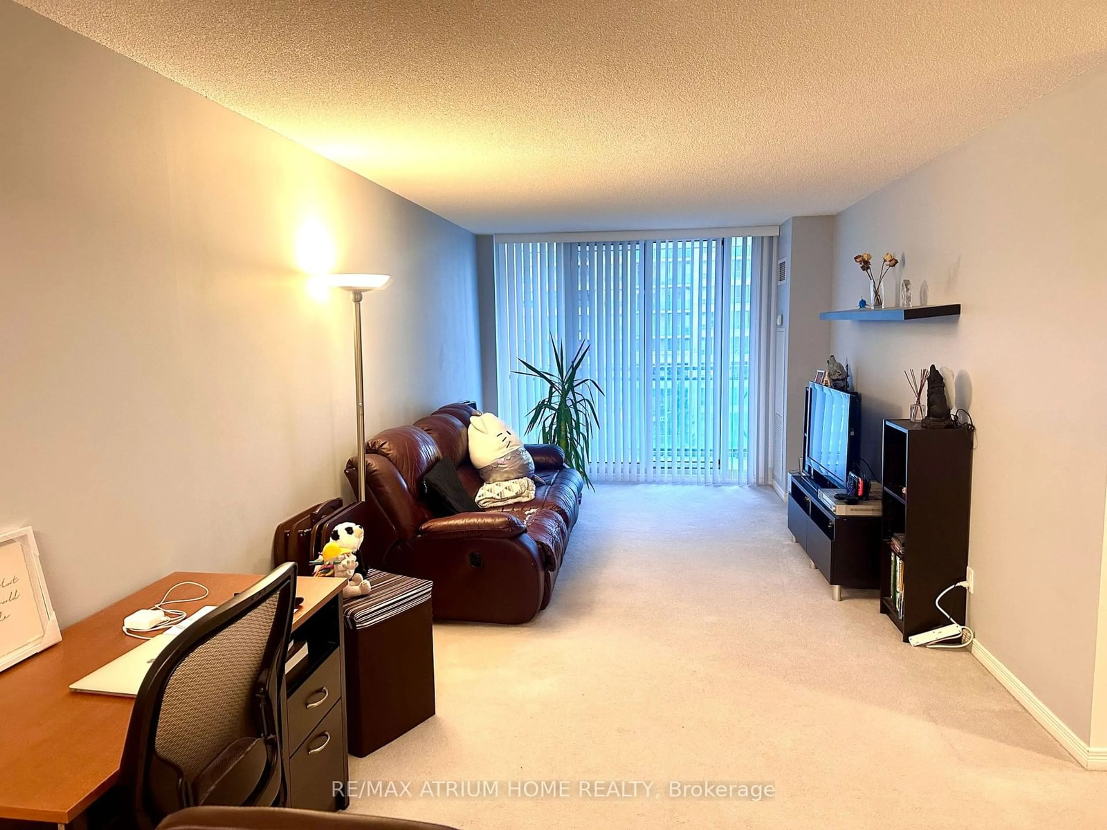 A pic of a room, not visible floor for 350 Red Maple Rd #511, Richmond Hill Ontario L4C 0T5