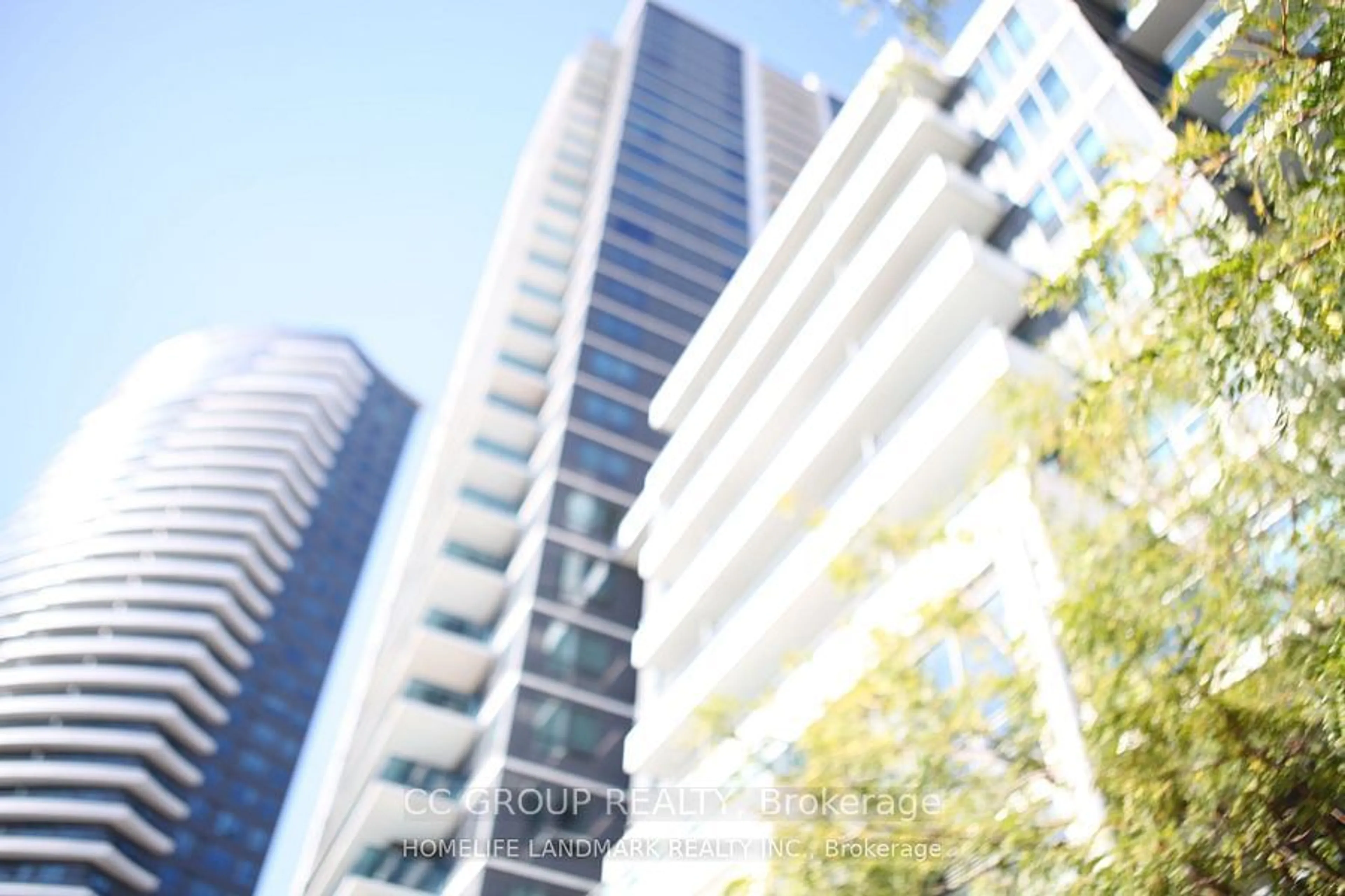 A pic from exterior of the house or condo, the view of city buildings for 7167 Yonge St #506, Markham Ontario L3T 0E1