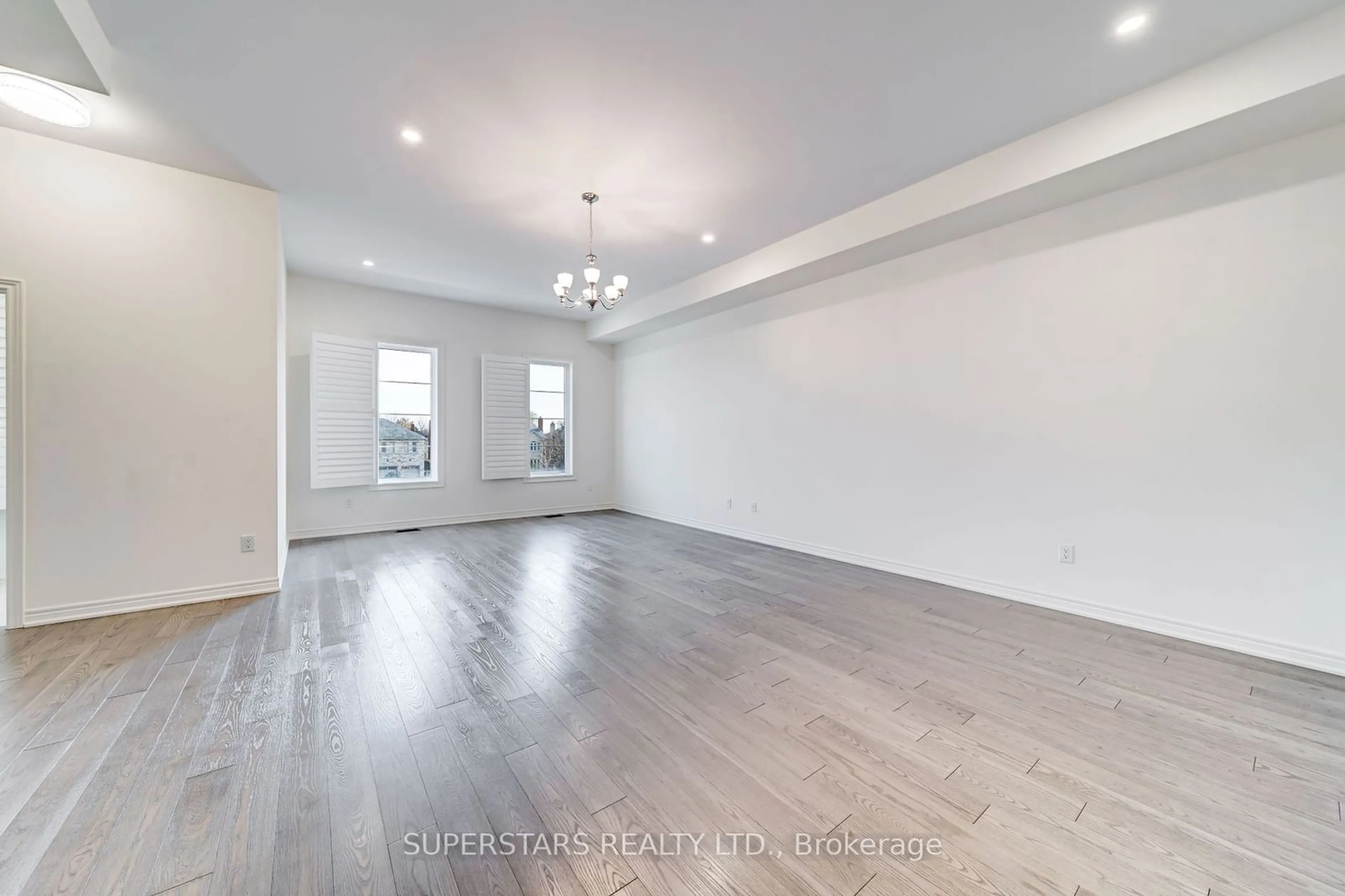 A pic of a room, wood floors for 9454 Bayview Ave, Richmond Hill Ontario L4C 5H3