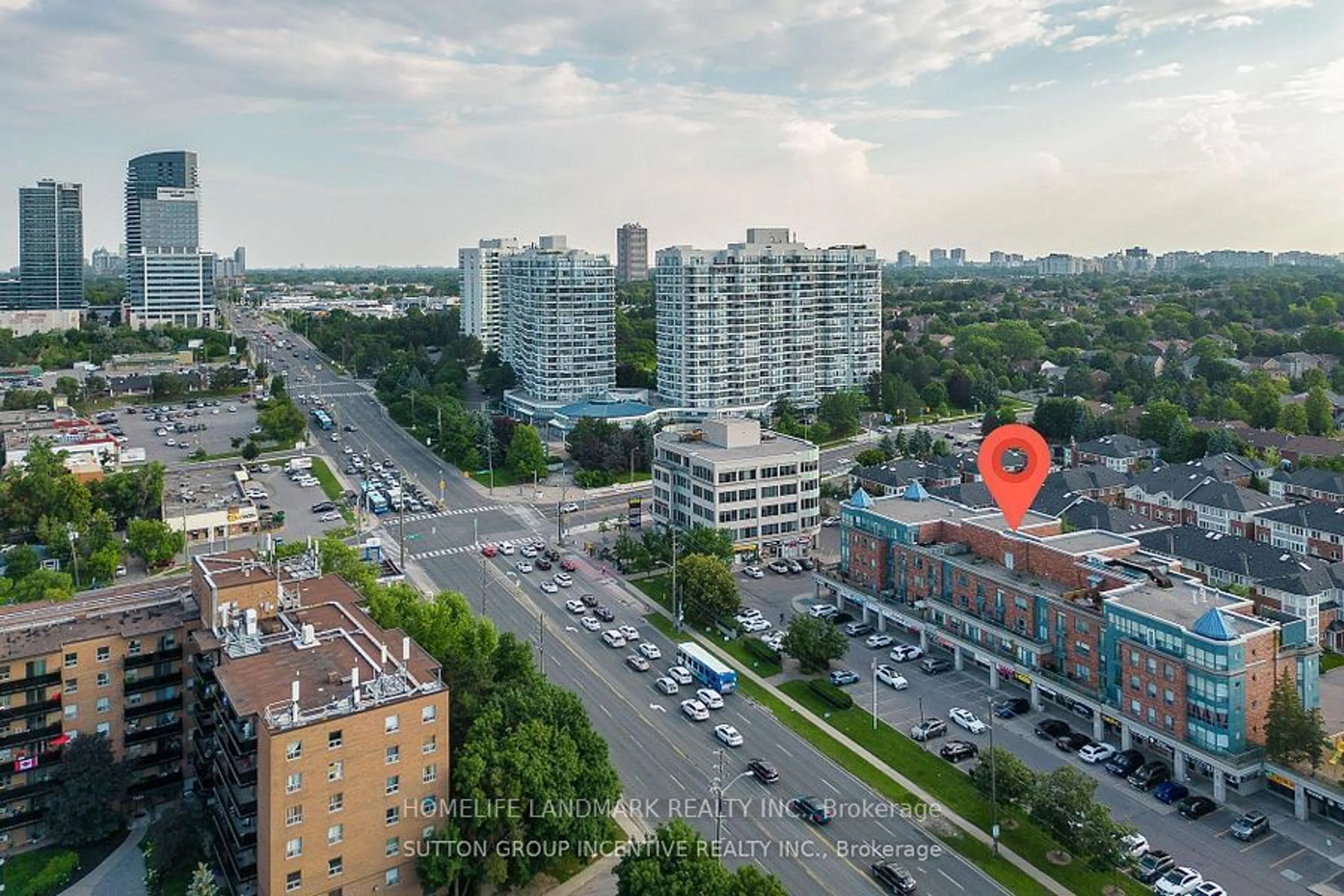 A pic from exterior of the house or condo, the street view for 7378 Yonge St #303, Vaughan Ontario L4J 8J1