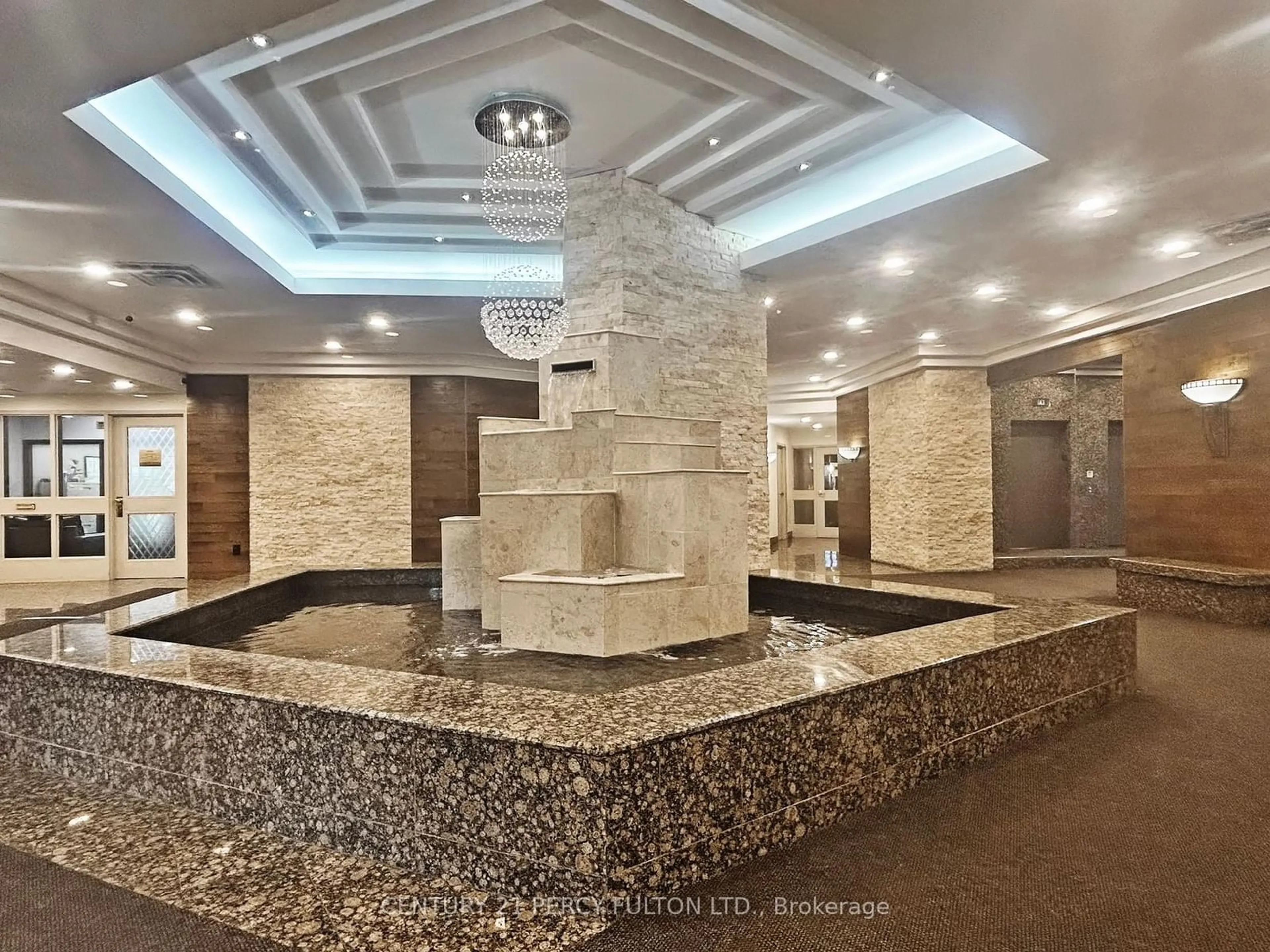 Indoor lobby, ceramic floors for 7805 Bayview Ave ##625, Markham Ontario L3T 7N1