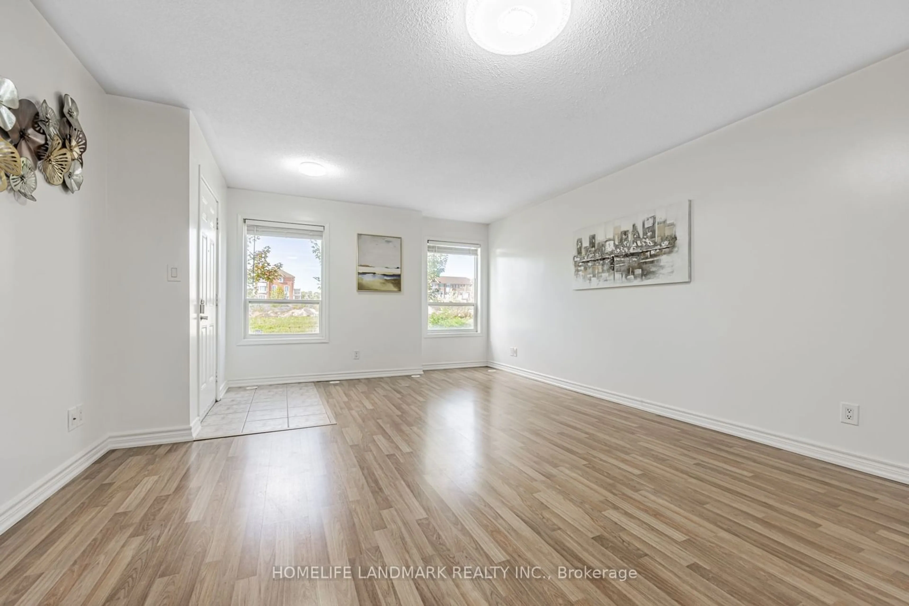 A pic of a room, wood floors for 85 Sunrise Dr, Markham Ontario L3R 1A1