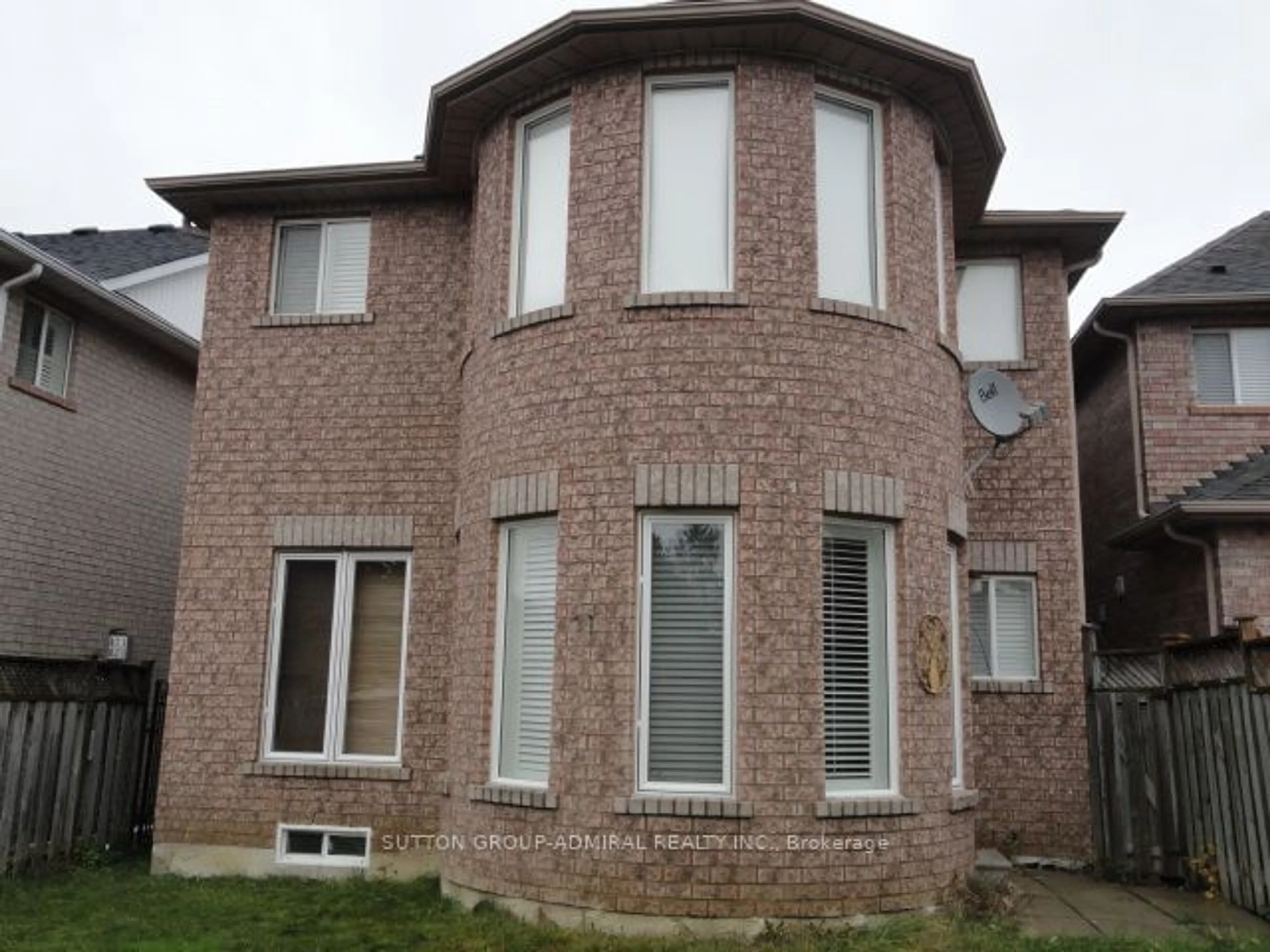 Home with brick exterior material for 108 Littleside St, Richmond Hill Ontario L4E 3V7