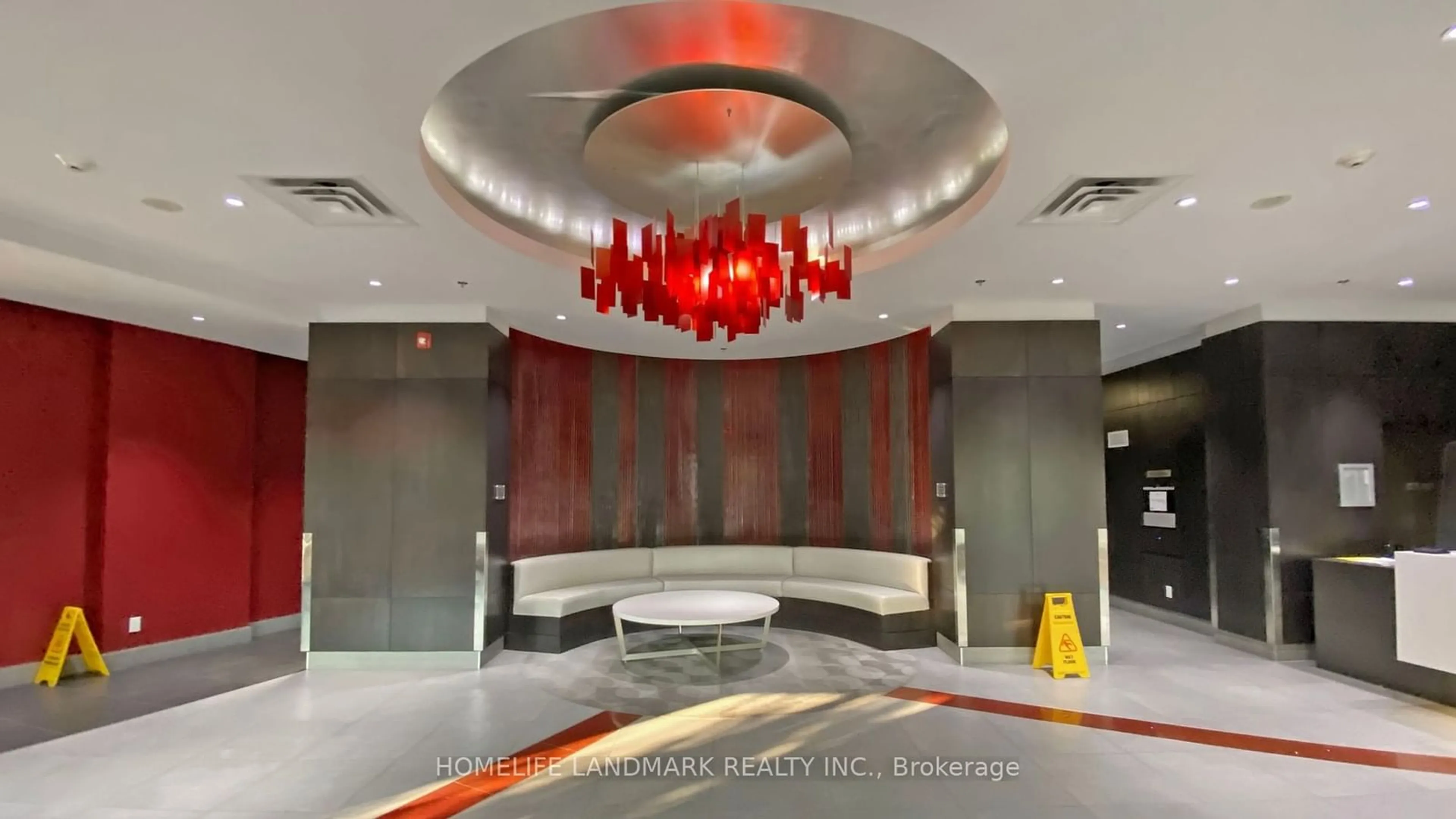 Indoor lobby, cement floor for 540 Bur Oak Ave #340, Markham Ontario L6C 0C4