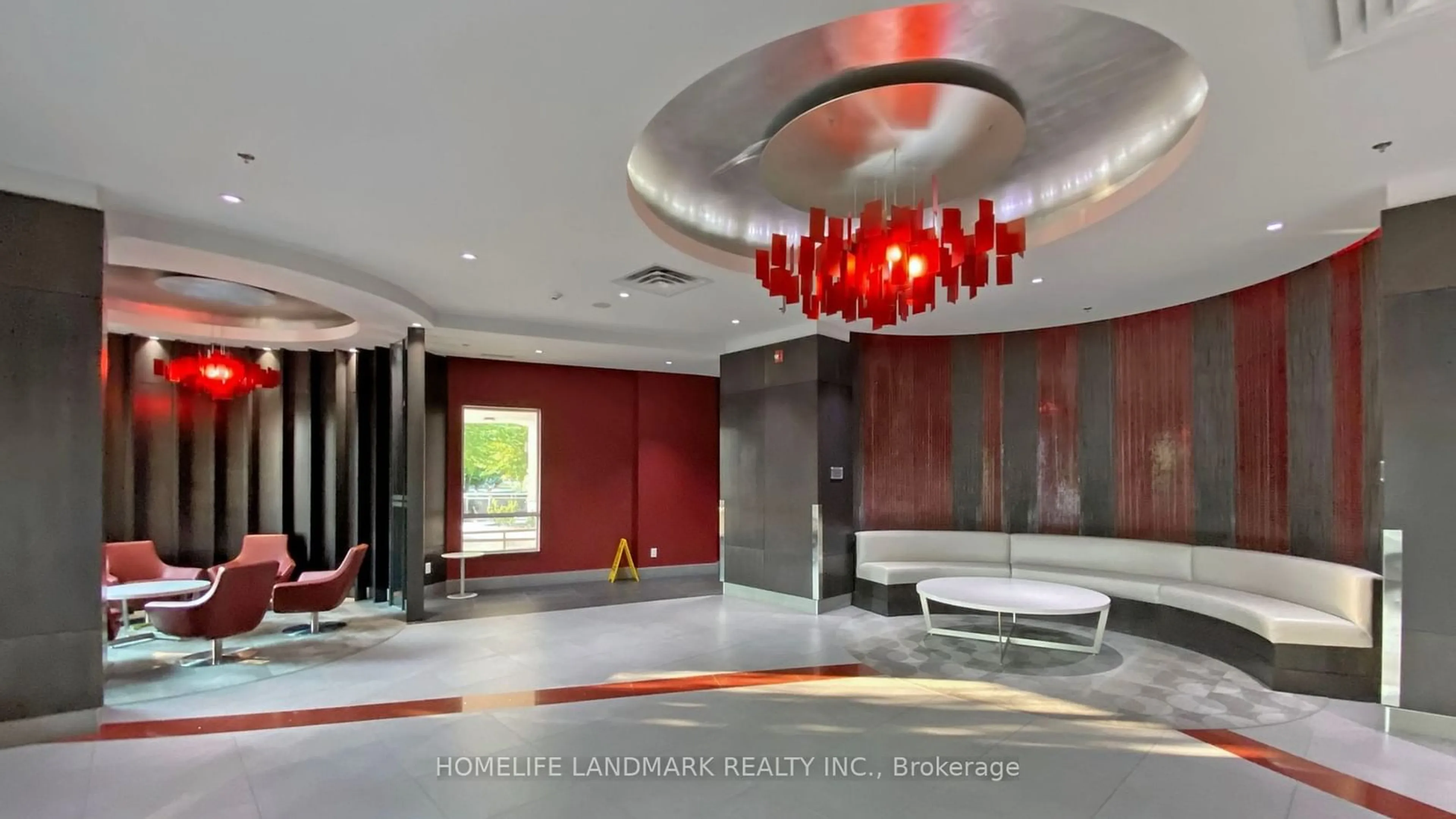 Indoor lobby, ceramic floors for 540 Bur Oak Ave #340, Markham Ontario L6C 0C4