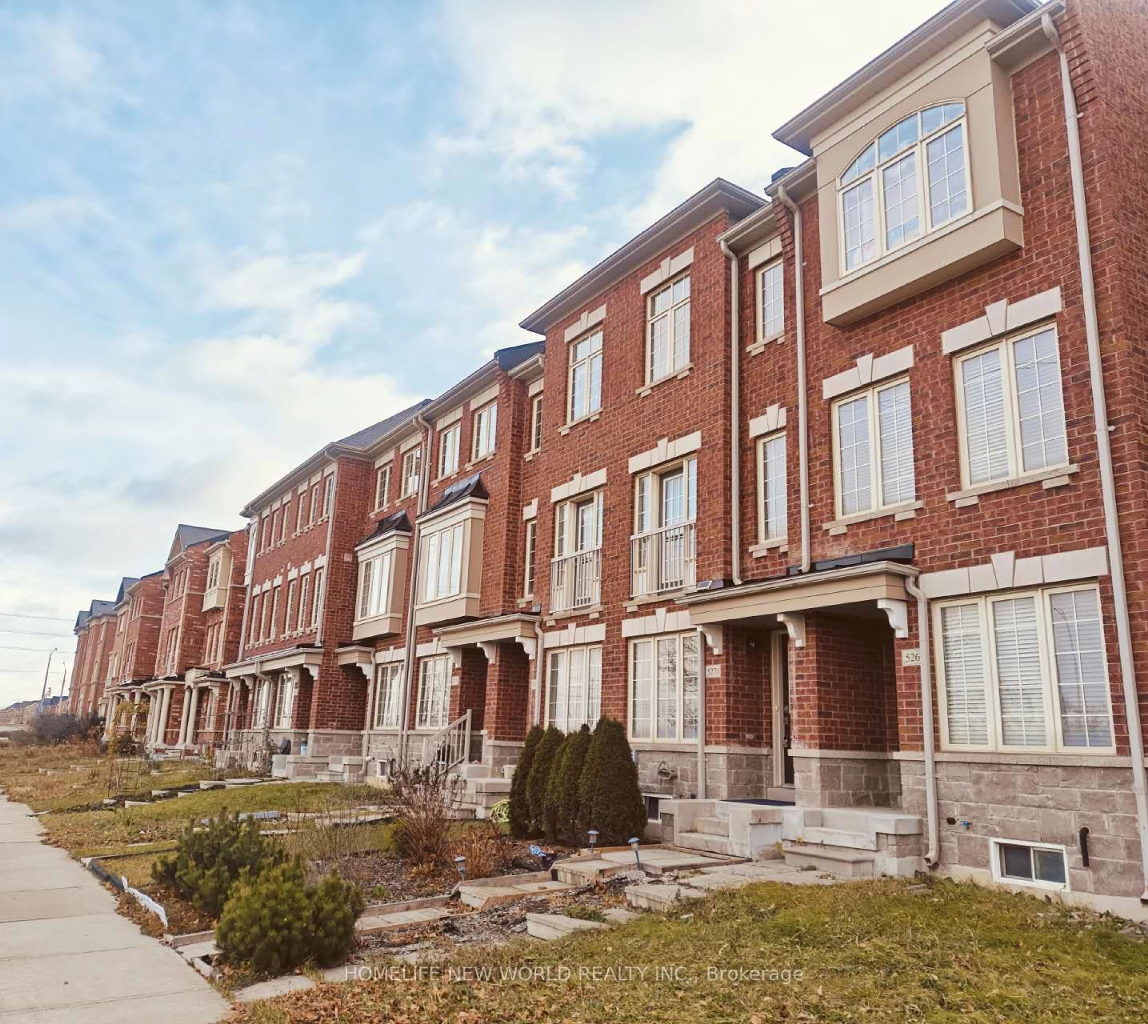 A pic from exterior of the house or condo, the street view for 5271 Major Mackenzie Dr, Markham Ontario L6C 0N3