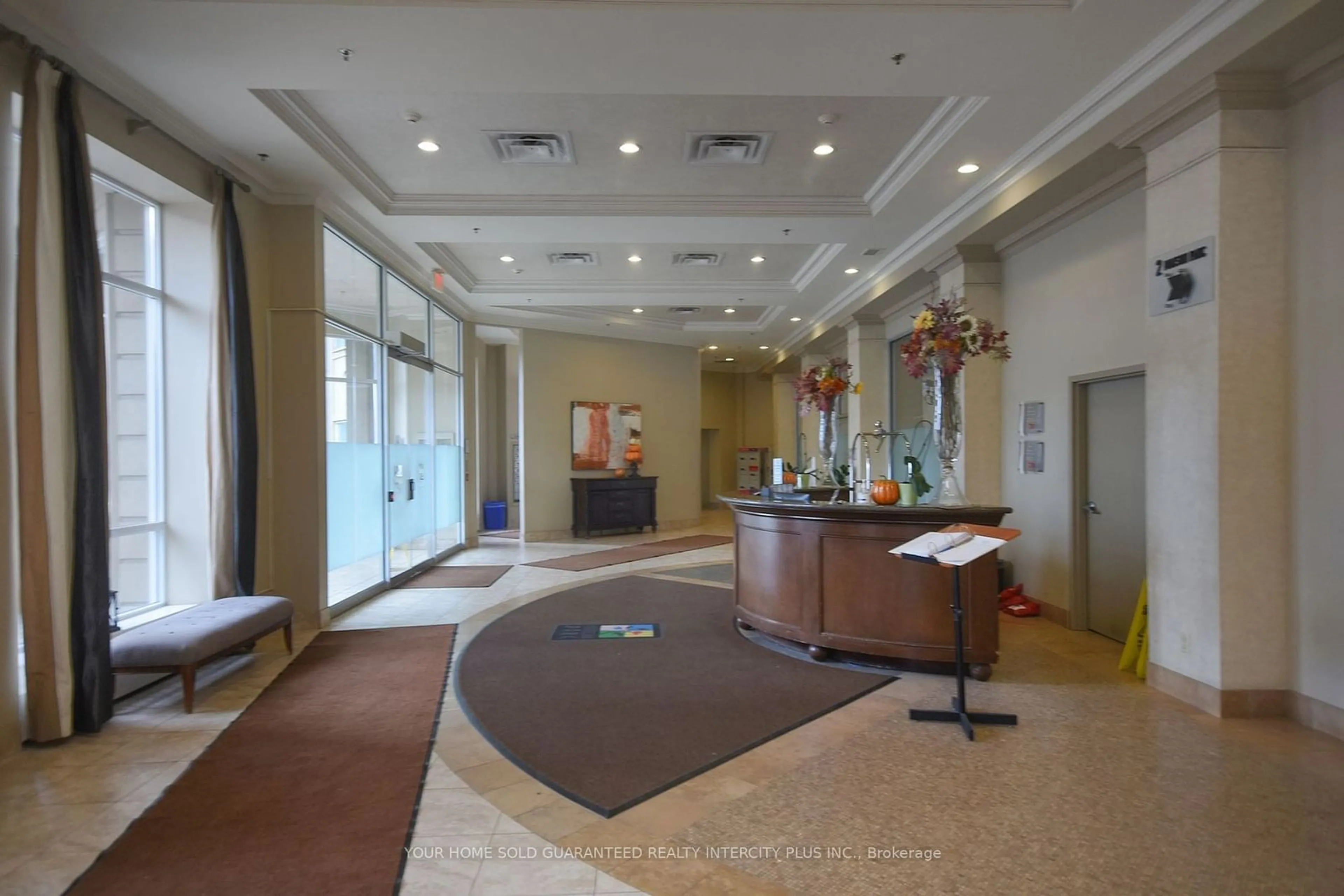 Indoor lobby, not visible floor for 8 Maison Parc Crt #321, Vaughan Ontario L4J 9K5