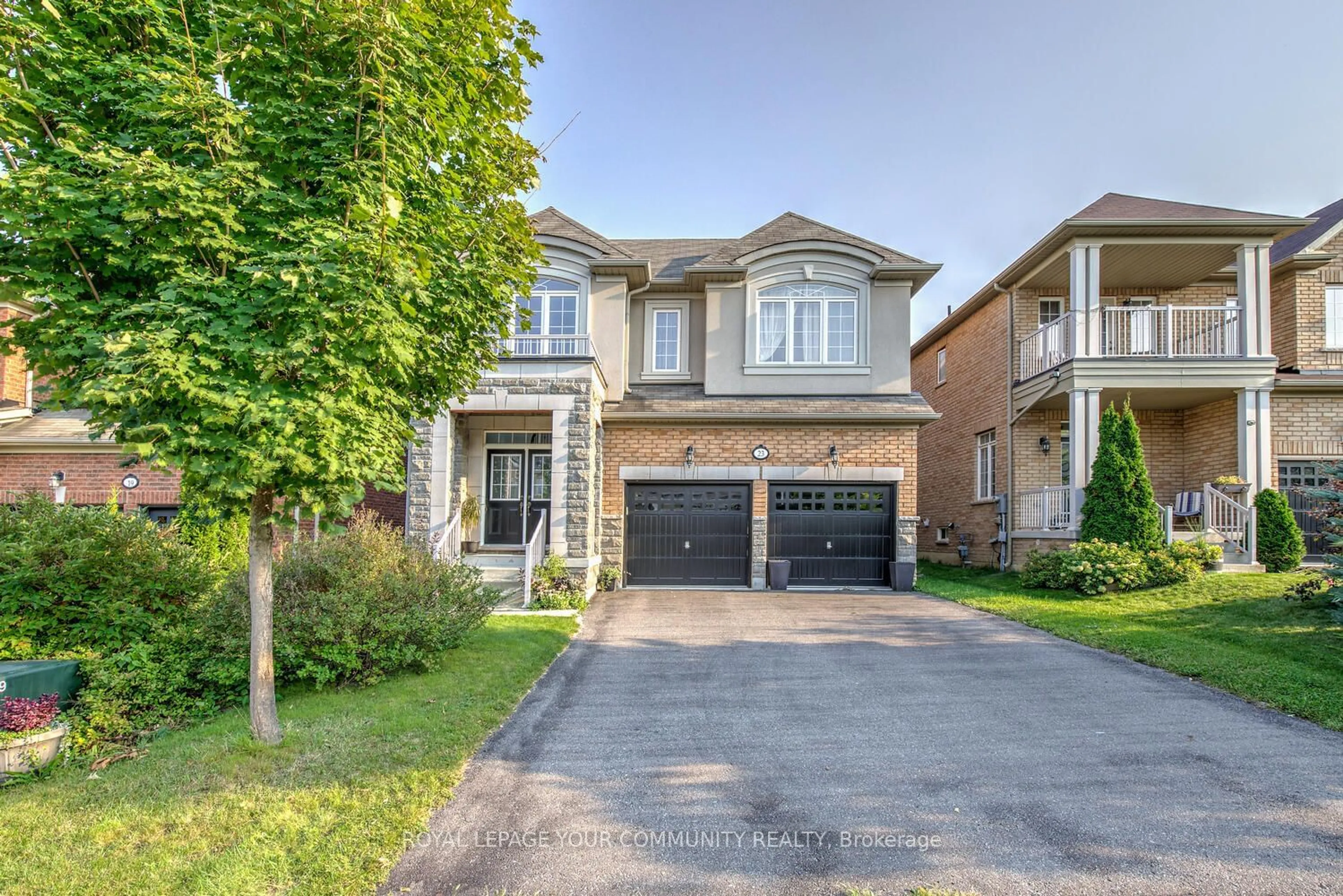 A pic from exterior of the house or condo, the street view for 23 Barletta Dr, Vaughan Ontario L6A 4H5